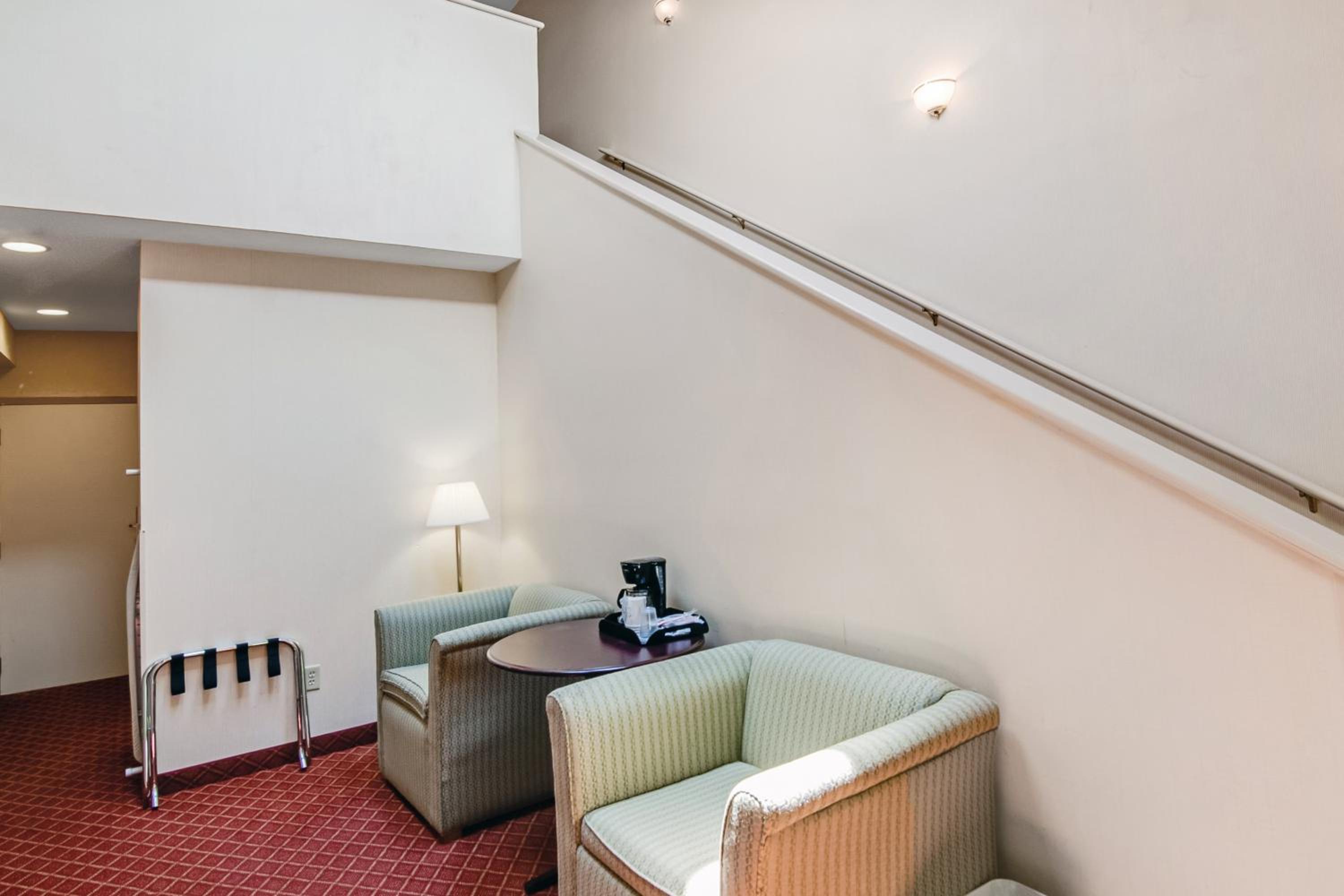 Deluxe Family Suite