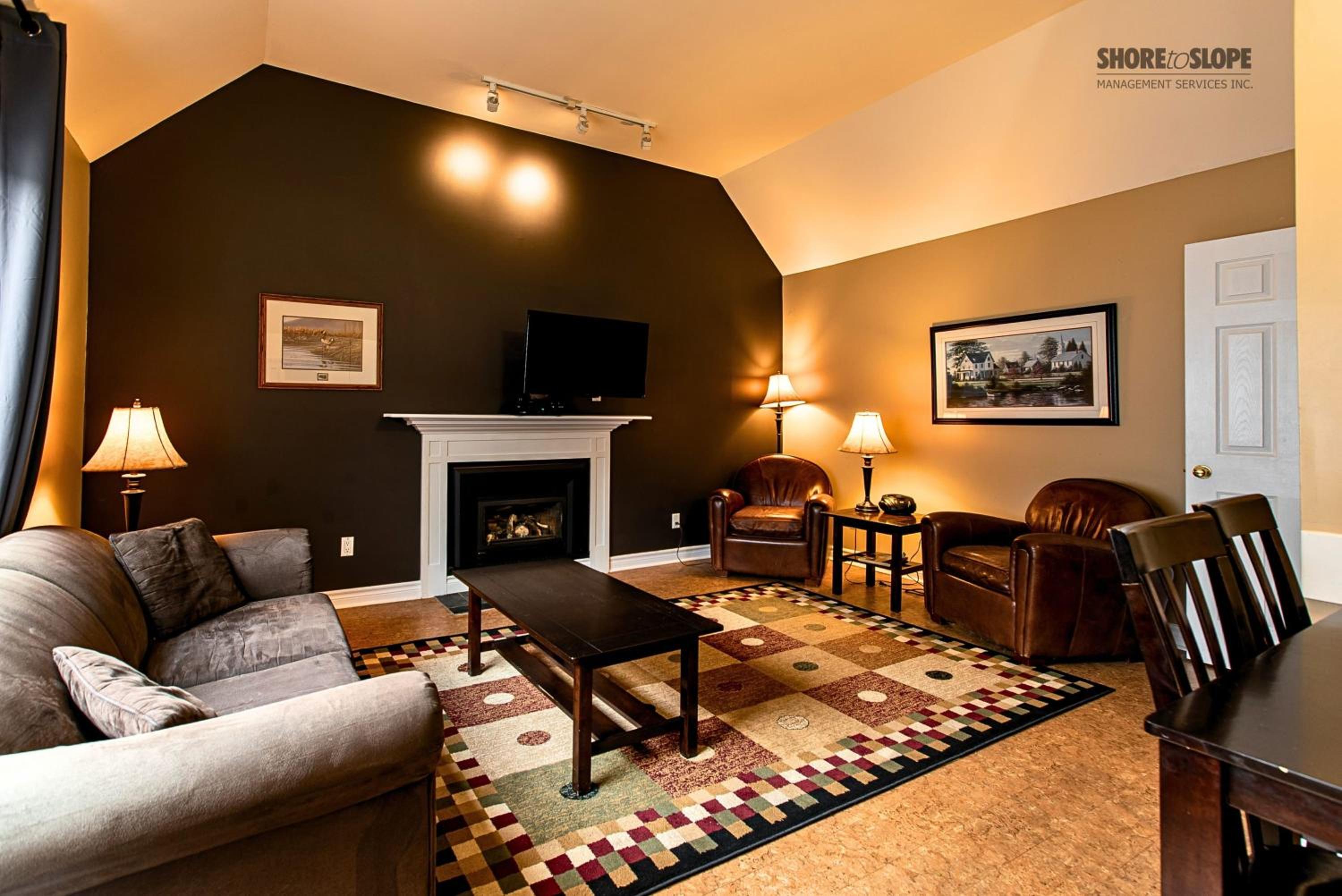 Villa photo 3