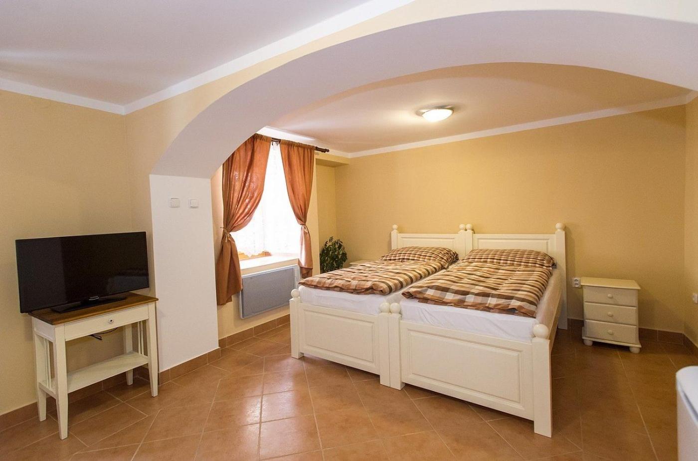 Double or Twin Room photo 2