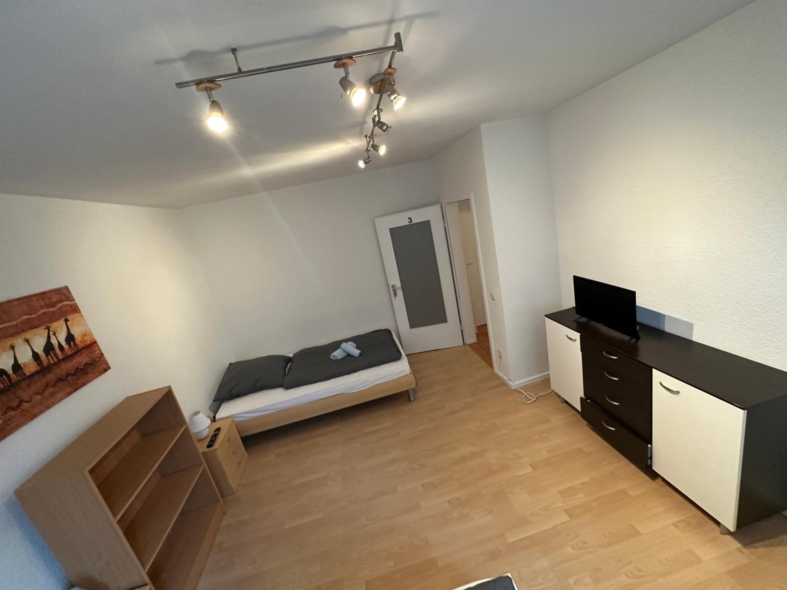 Economy Double Room photo 2