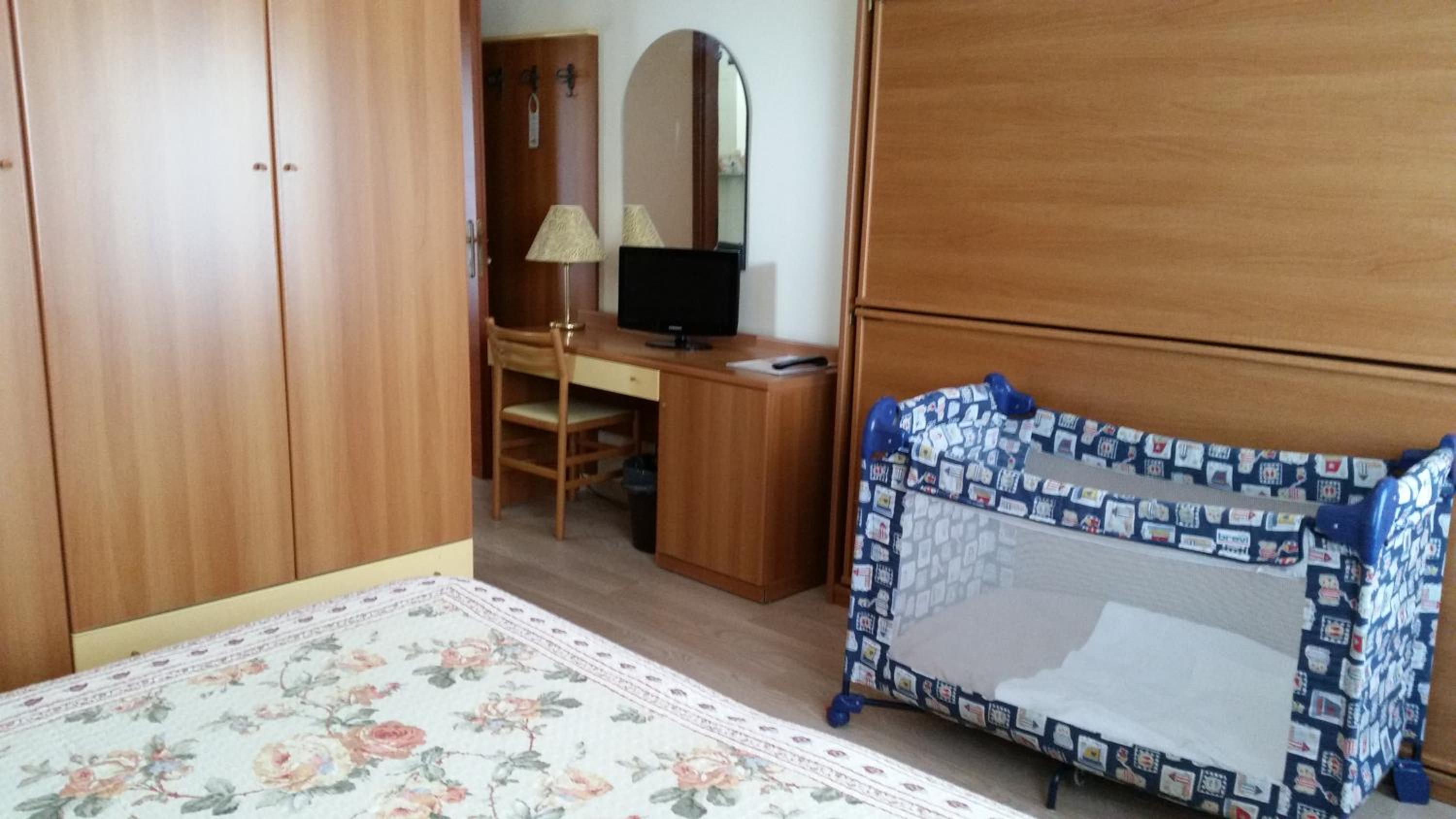 Triple Room - Photo 2