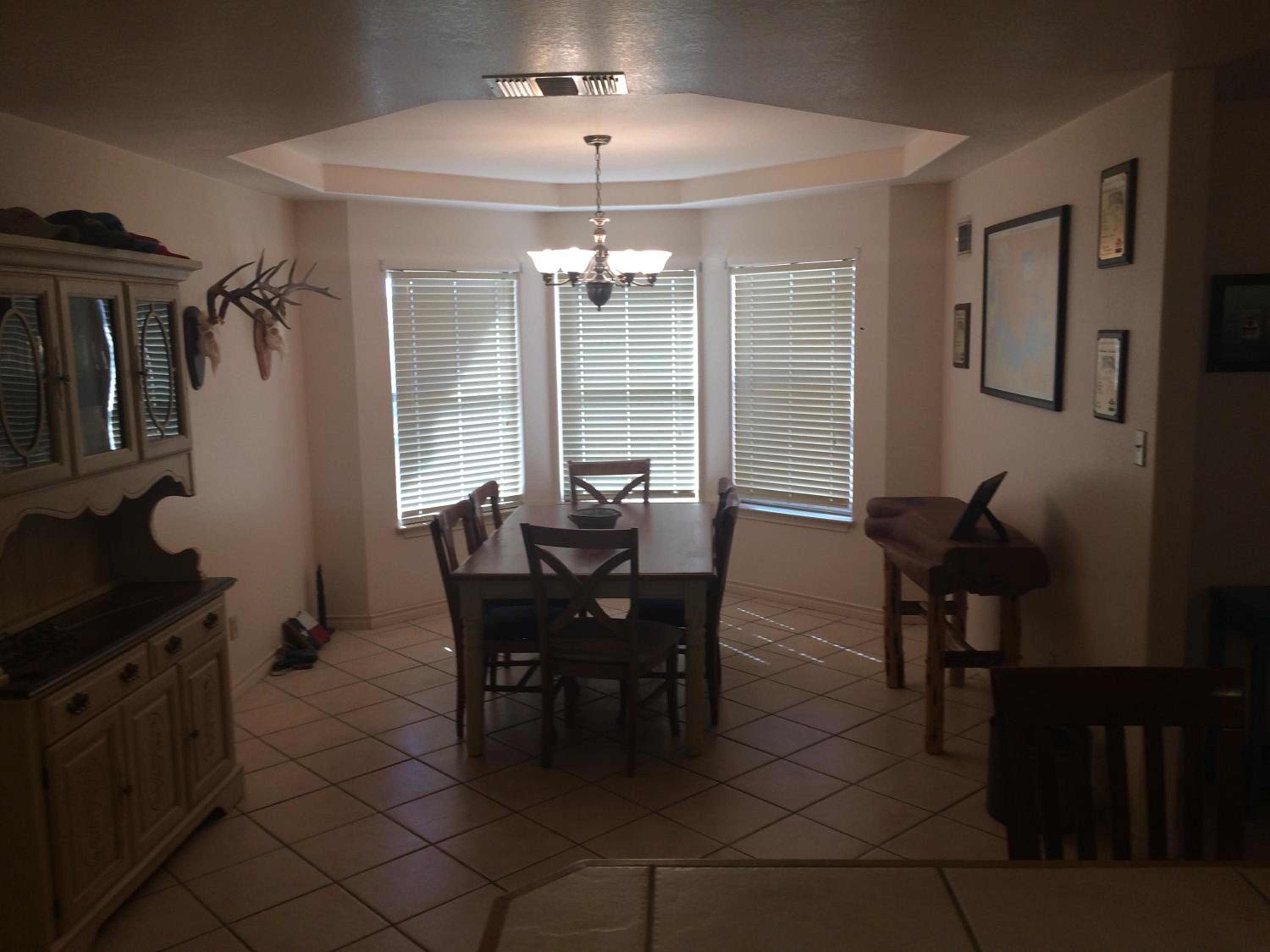 Three-Bedroom House photo 3