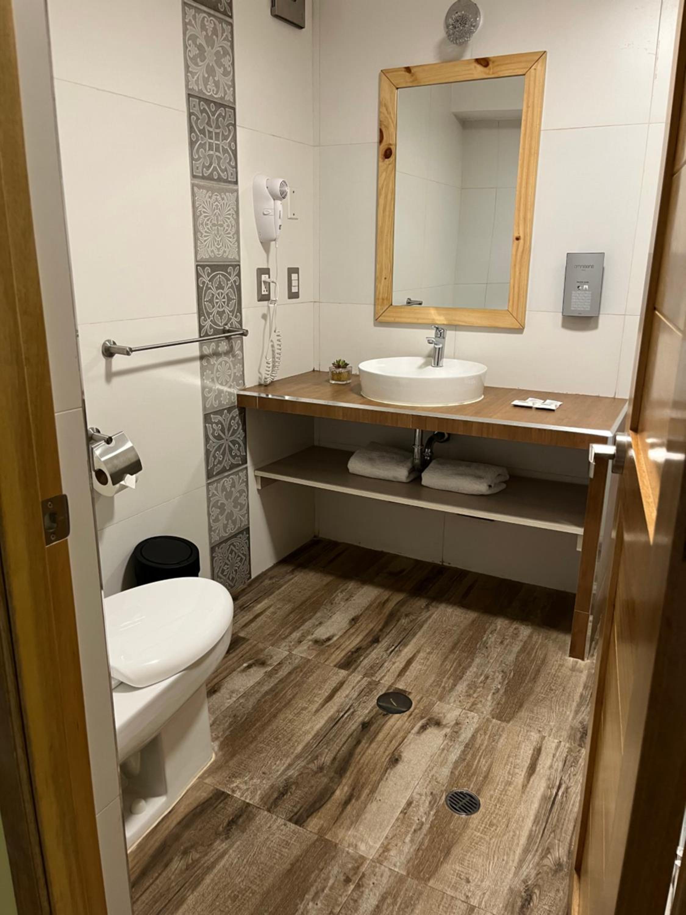Deluxe Double Room with Two Double Beds photo 2