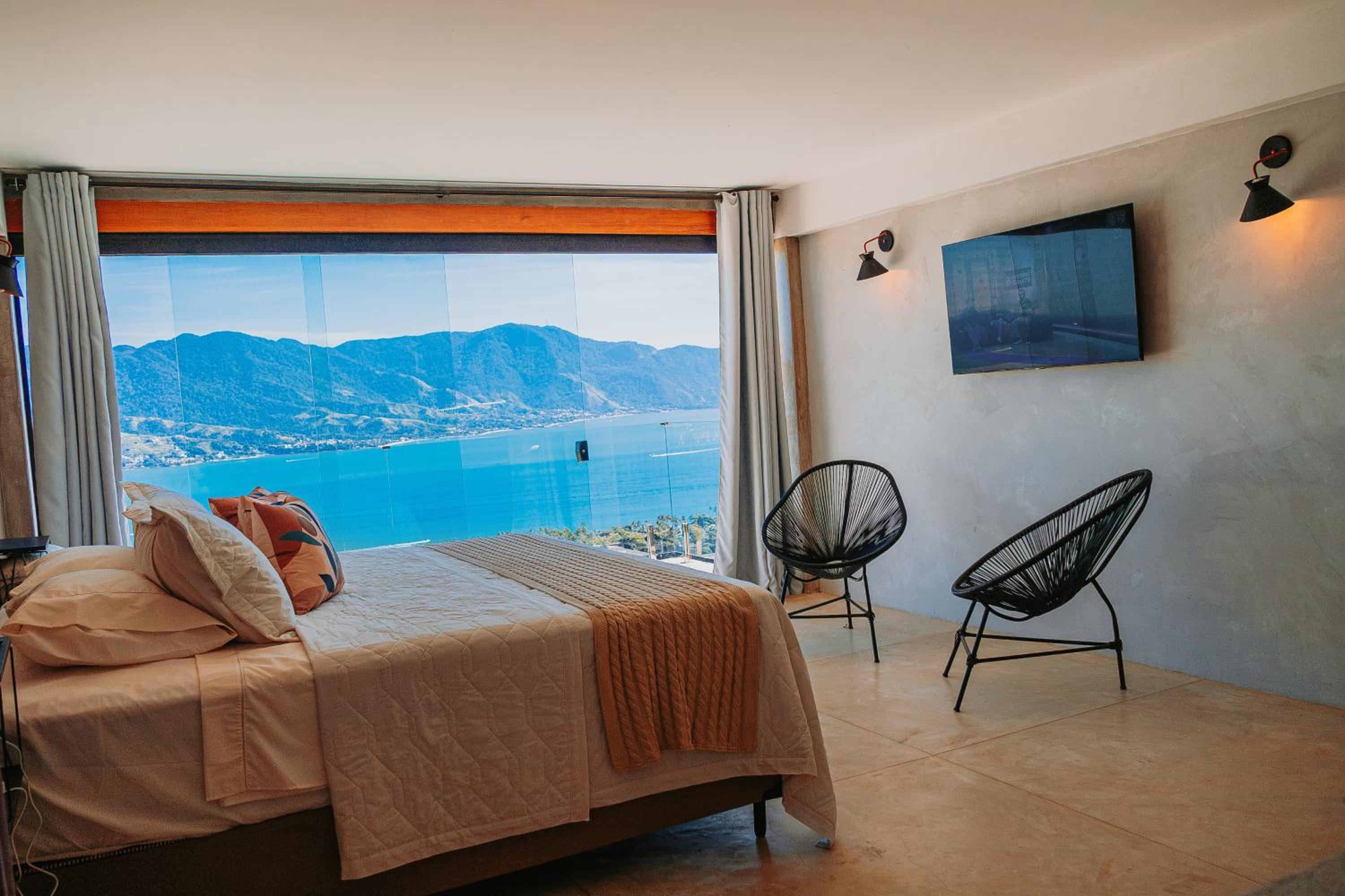 Suite photo 1