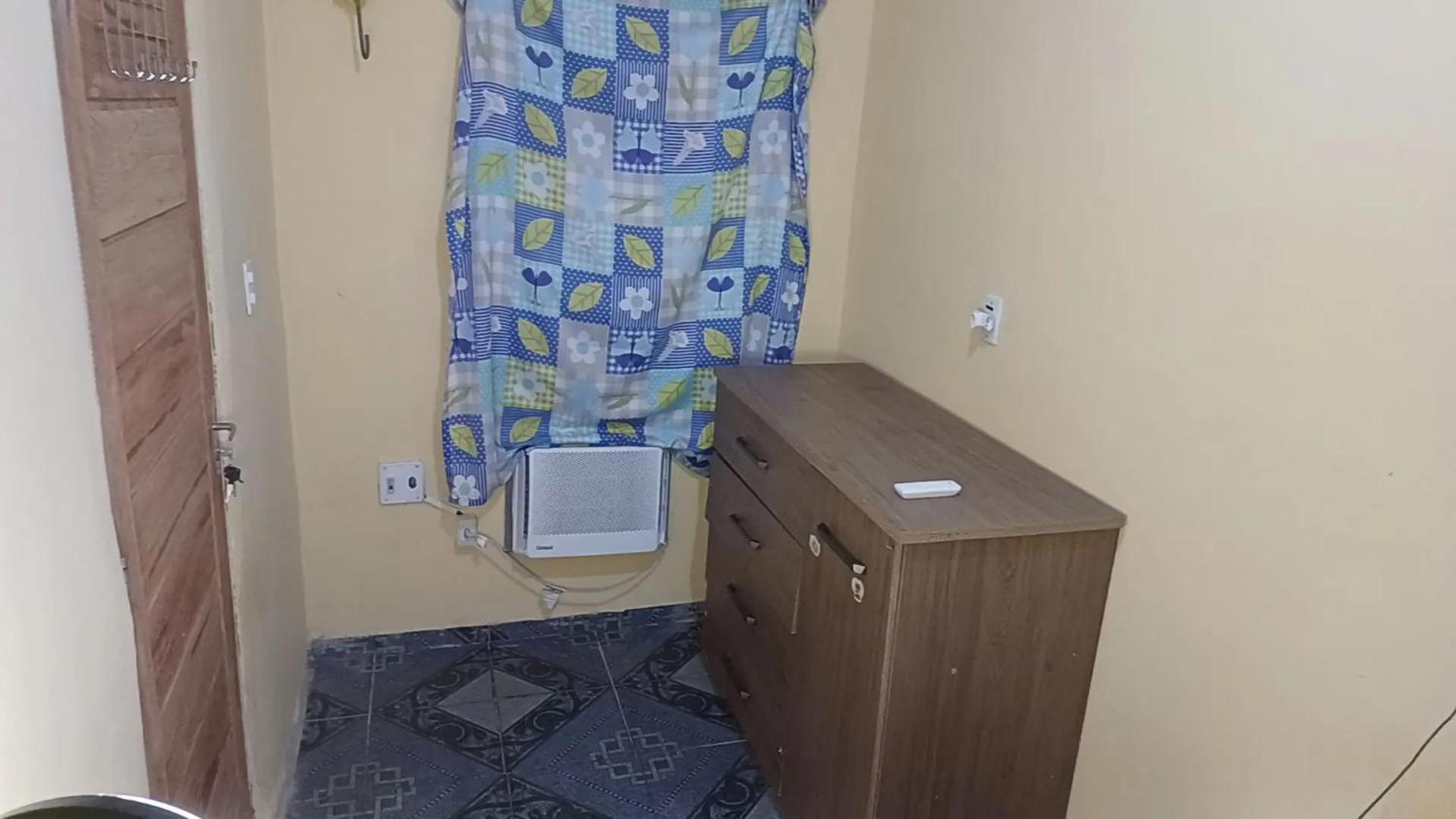 One-Bedroom House photo 2