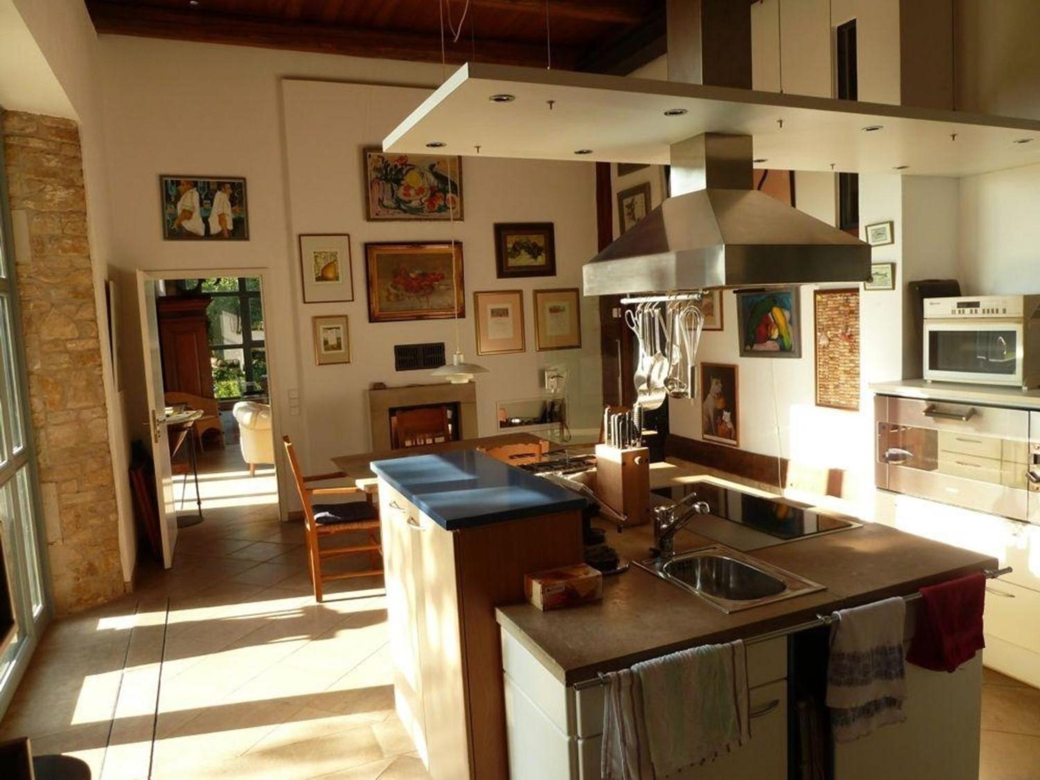Four-Bedroom Vacation Home photo 2