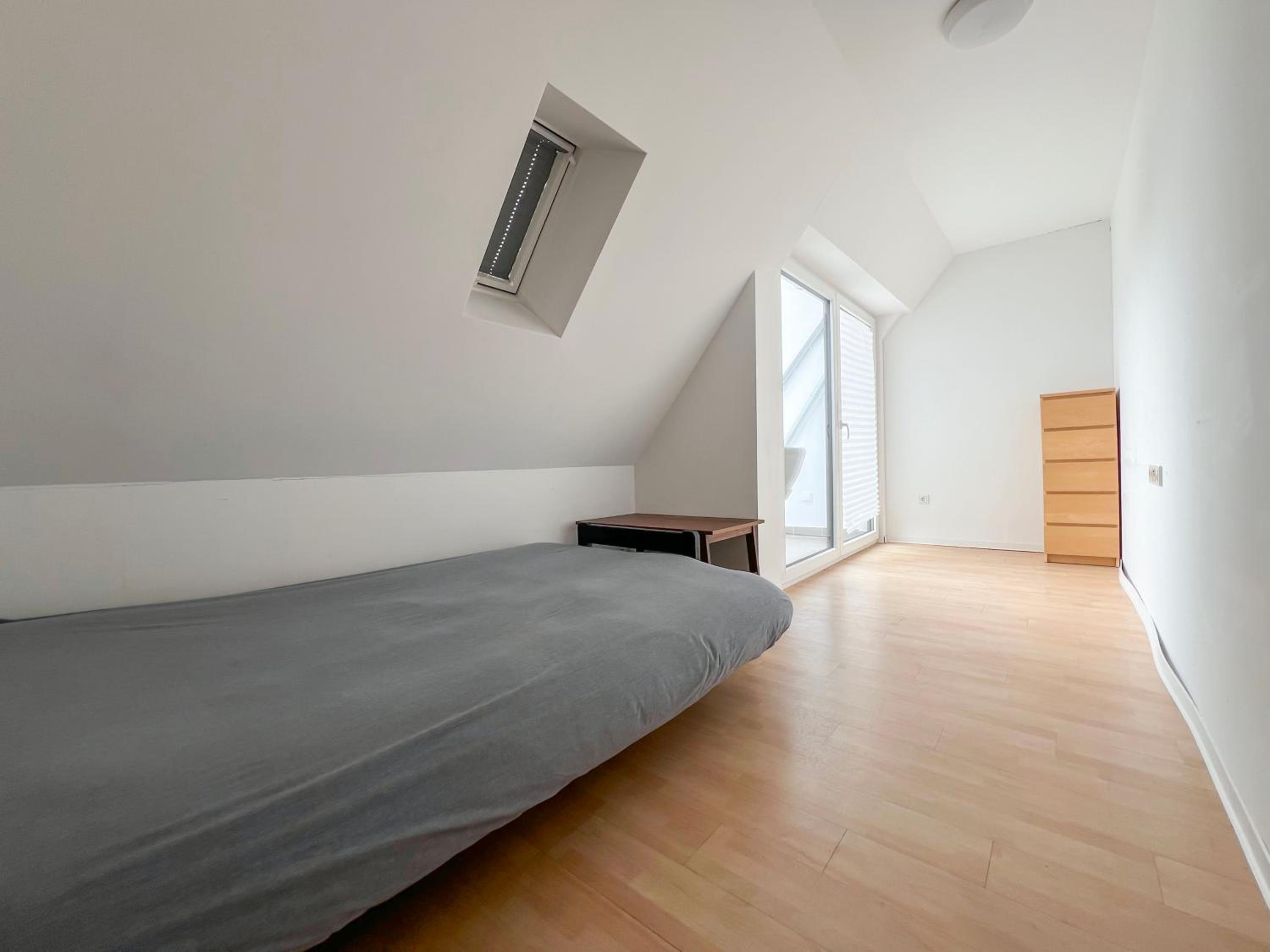Two-Room Apartment - Photo 14