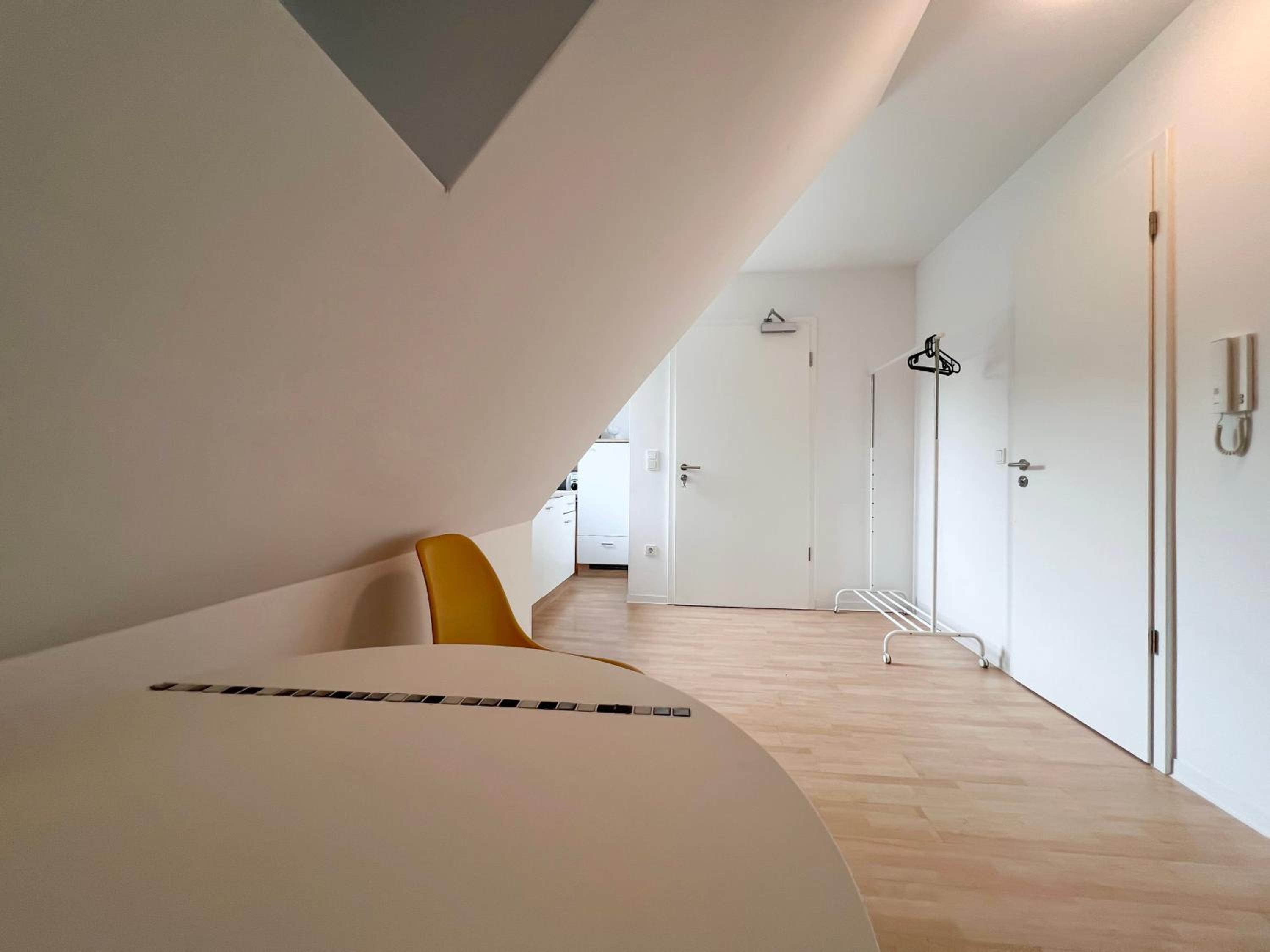 Two-Room Apartment - Photo 8