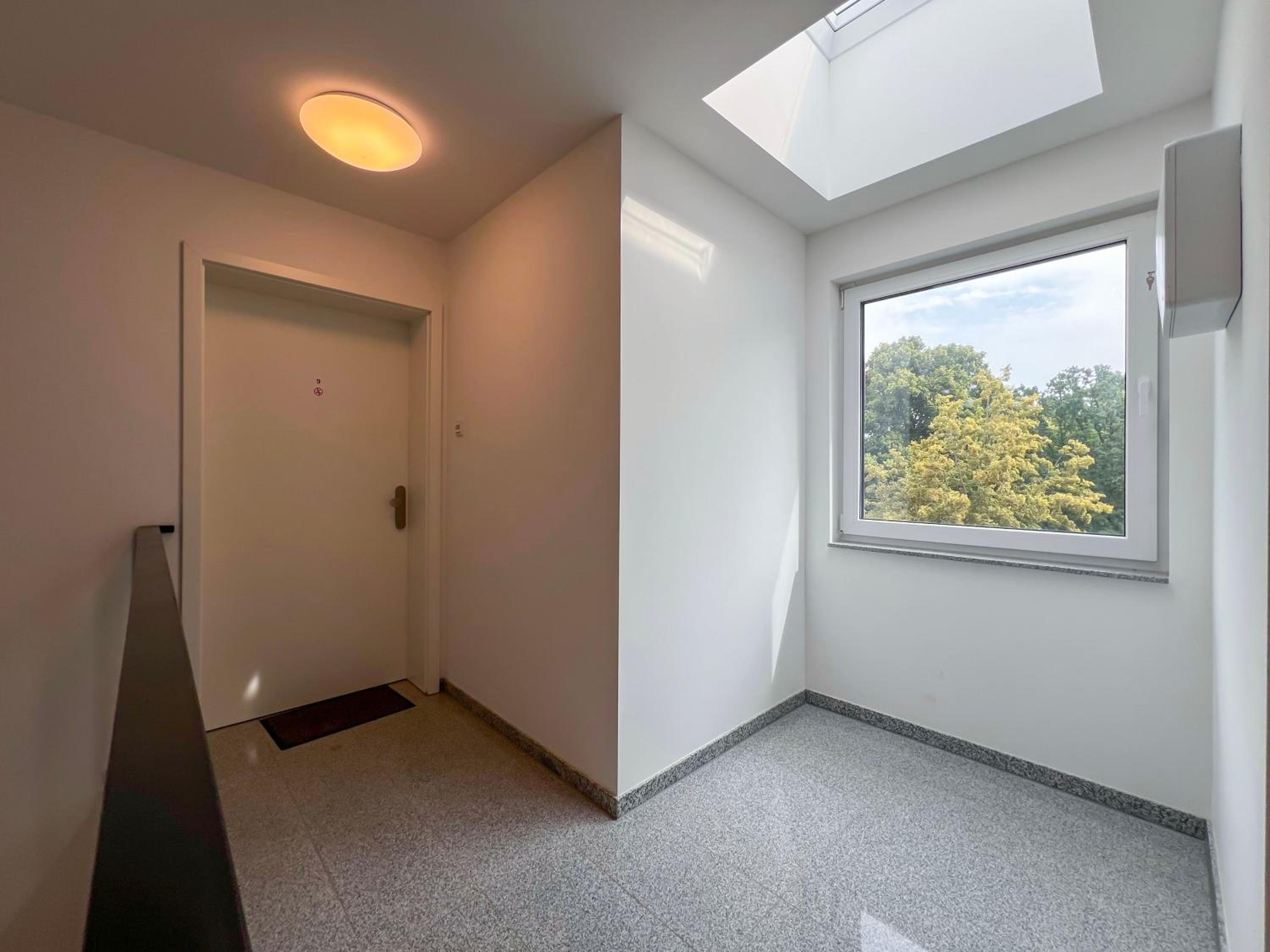 Two-Room Apartment - Photo 4