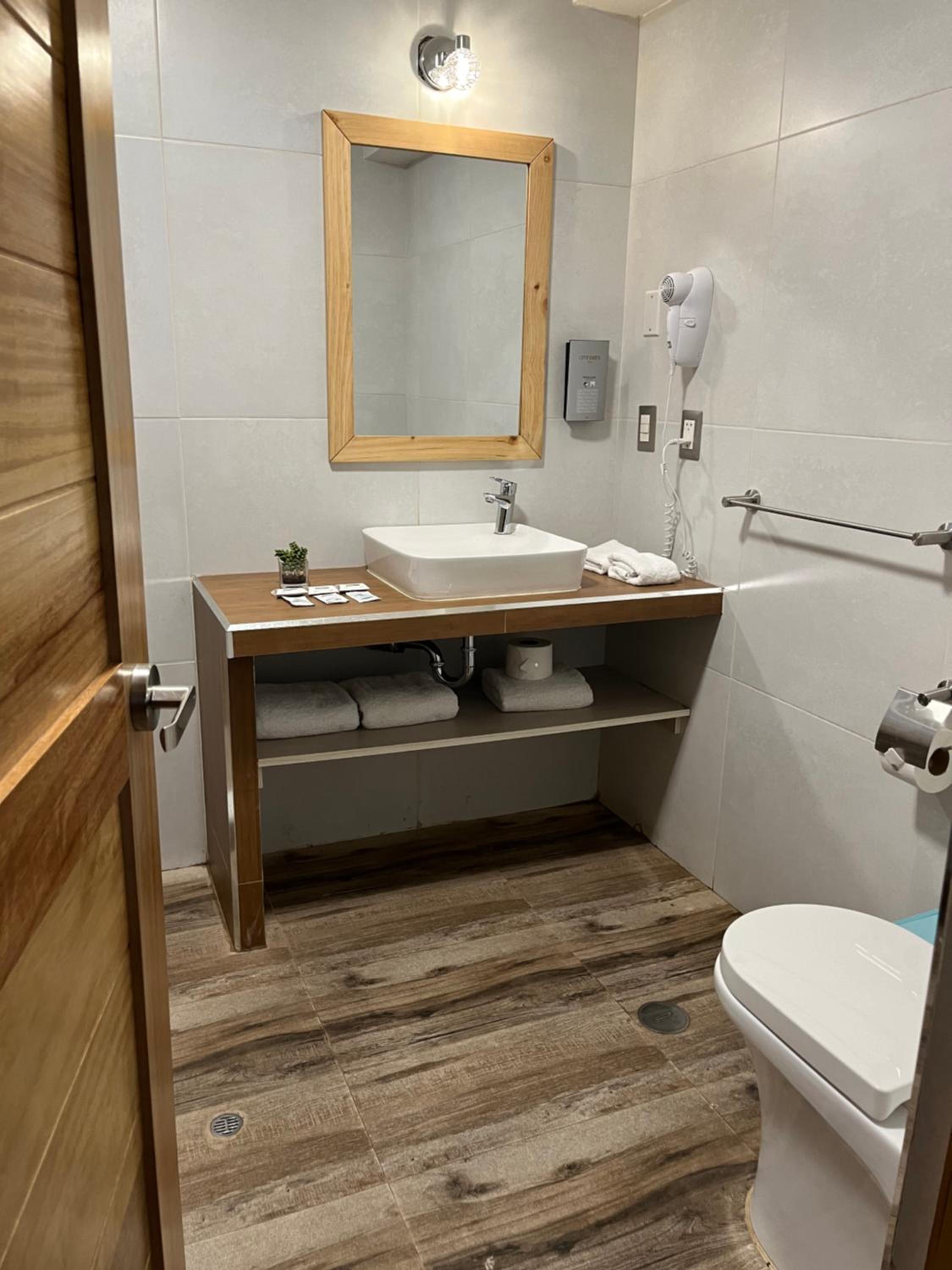 Superior Triple Room photo 2