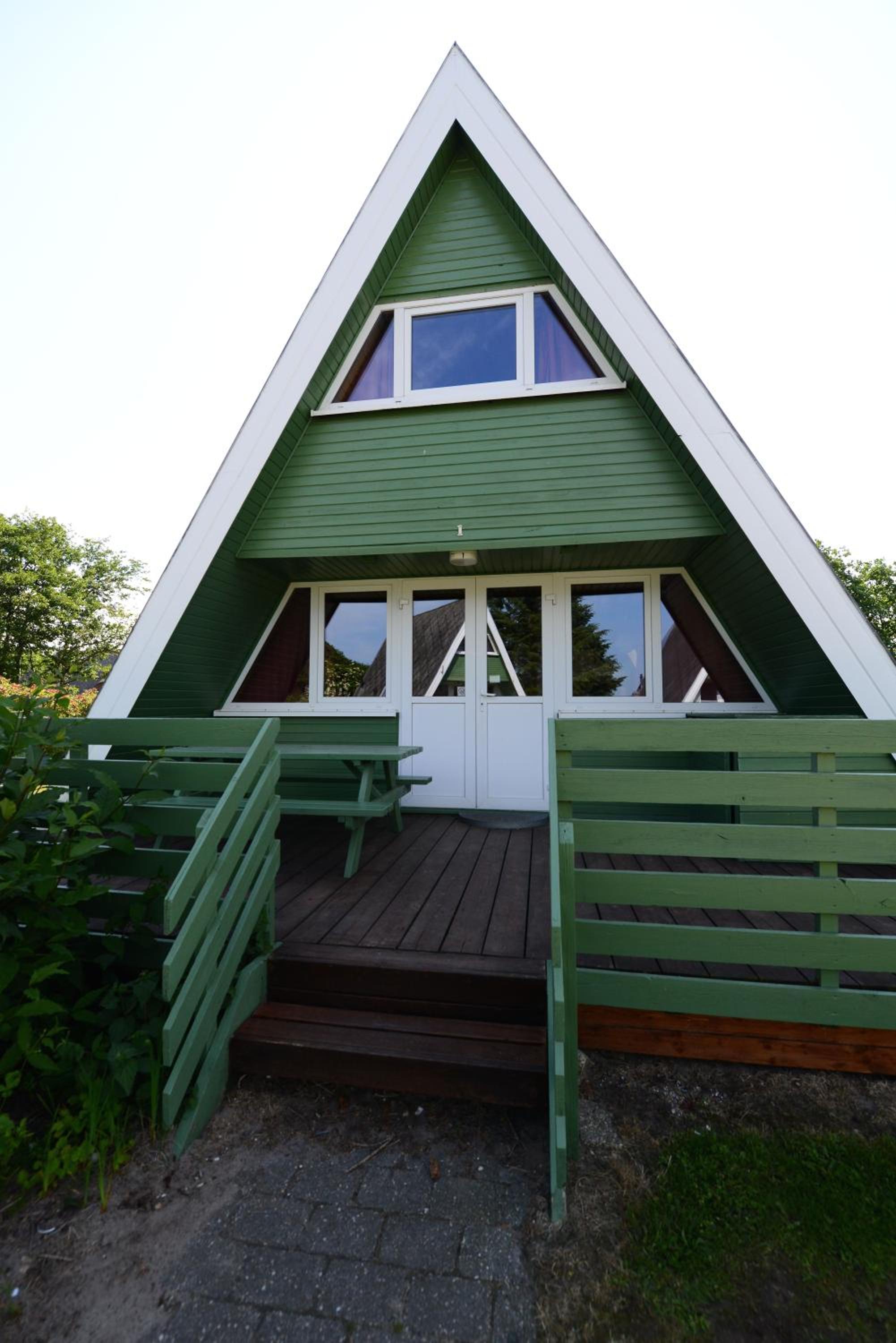 Three-Bedroom Cottage photo 2