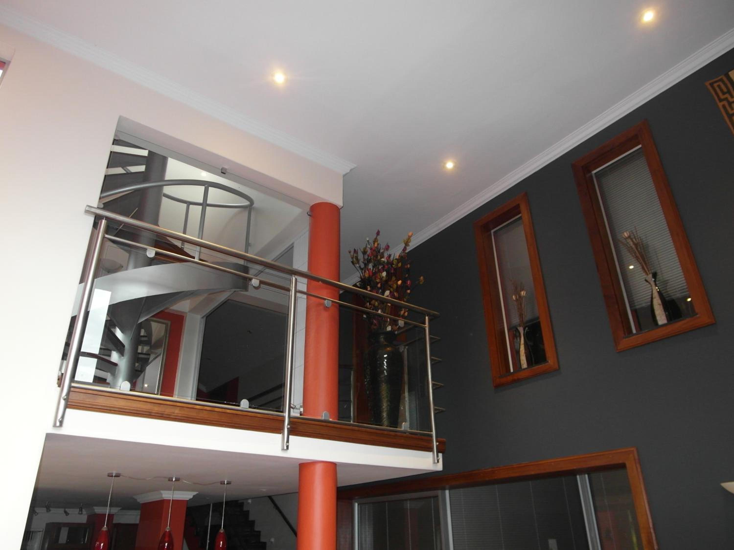 Standard Room - Photo 12