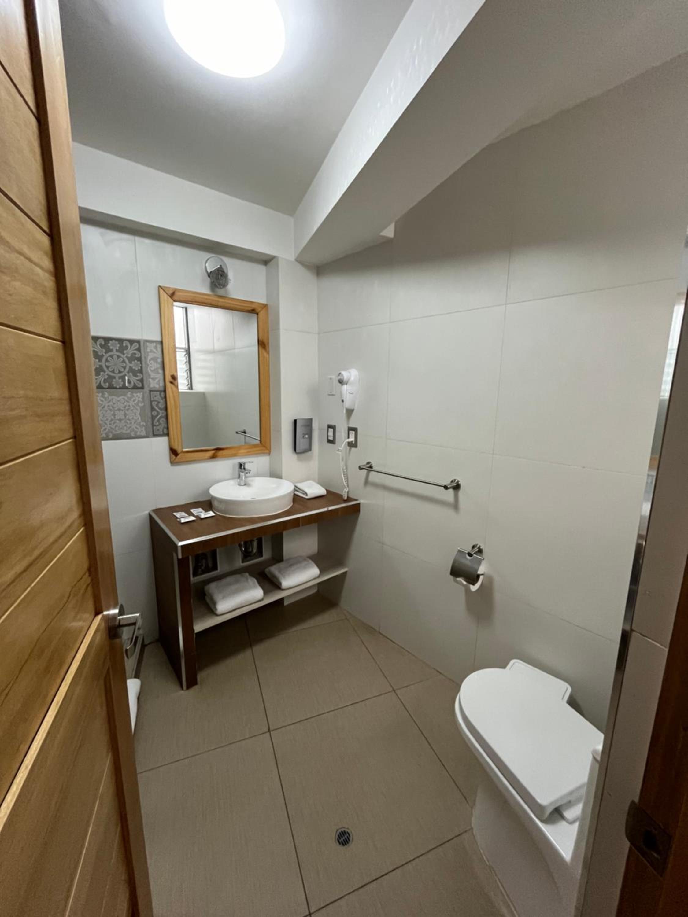 Deluxe King Room photo 2