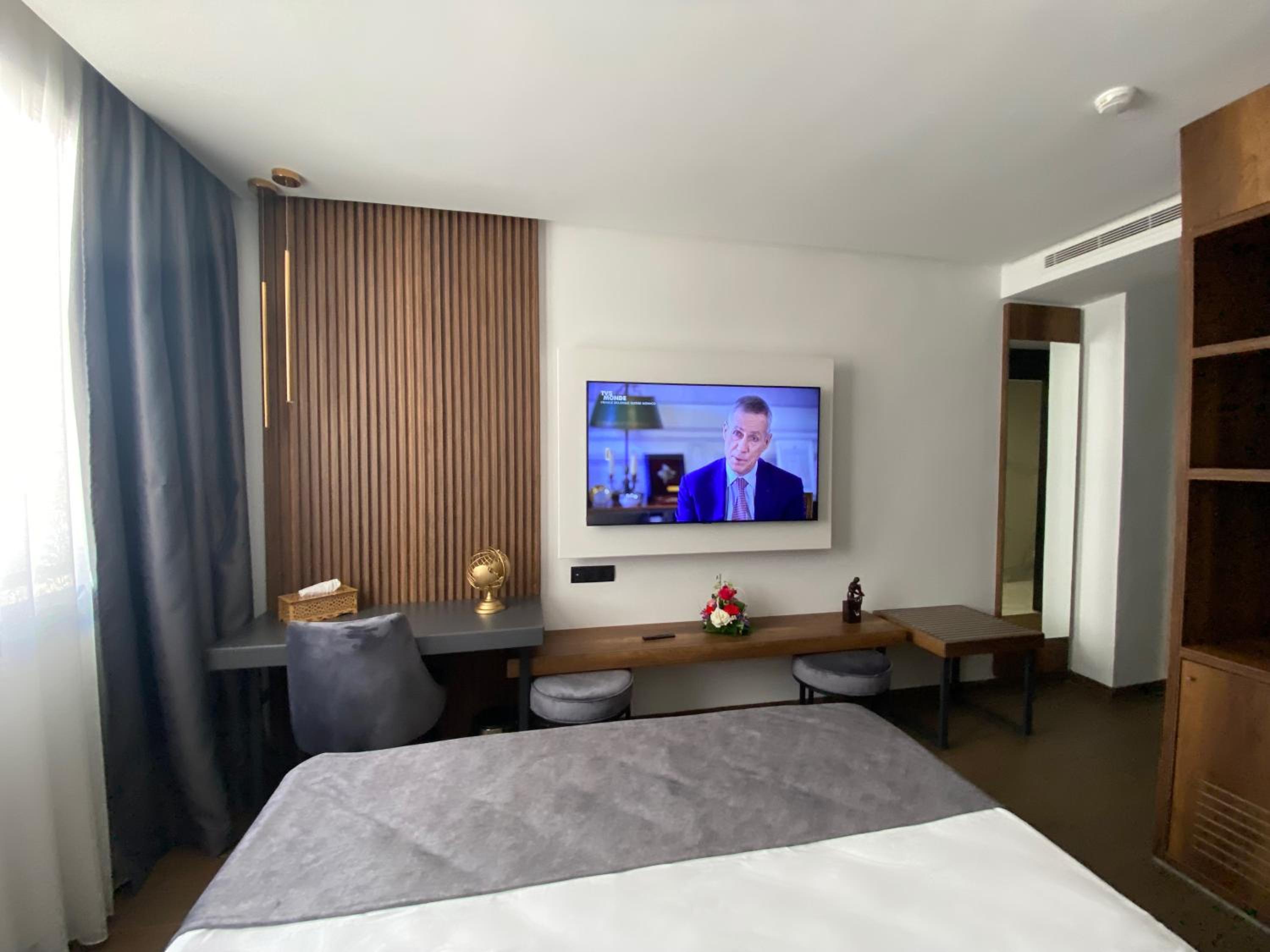 Double or Twin Room photo 2