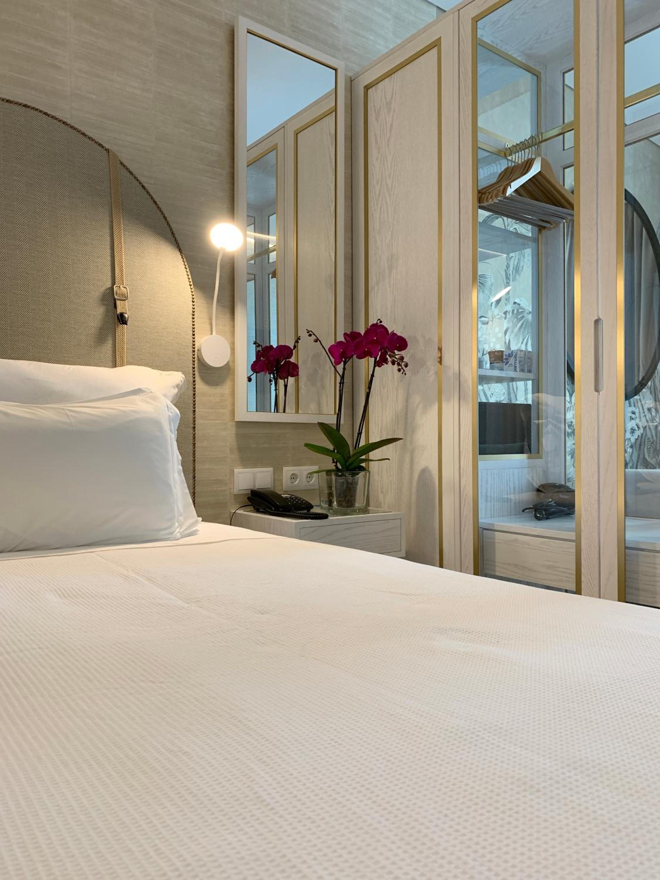 Junior Suite with Garden View - Photo 1
