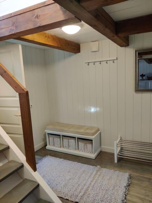 One-Bedroom House photo 2
