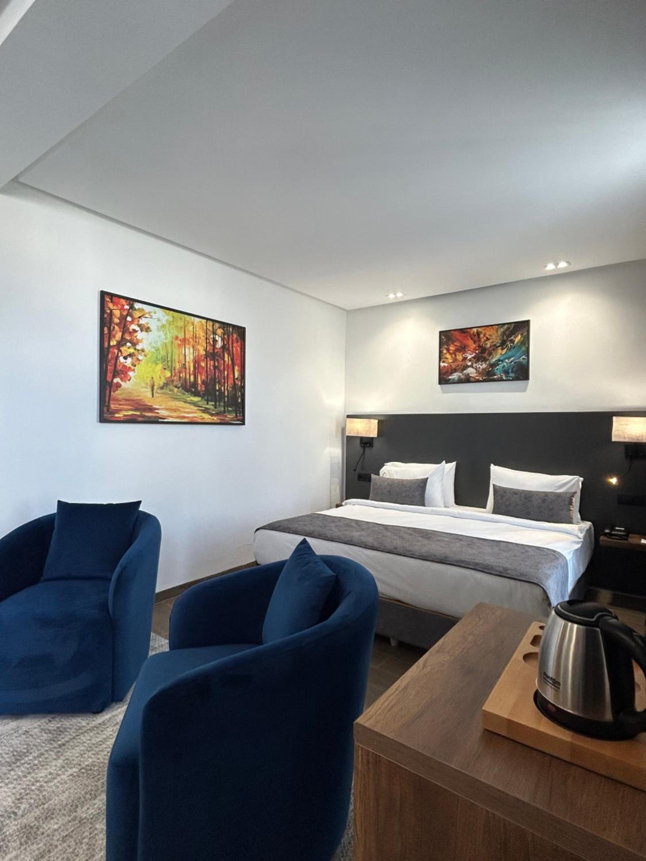 Executive Suite photo 2