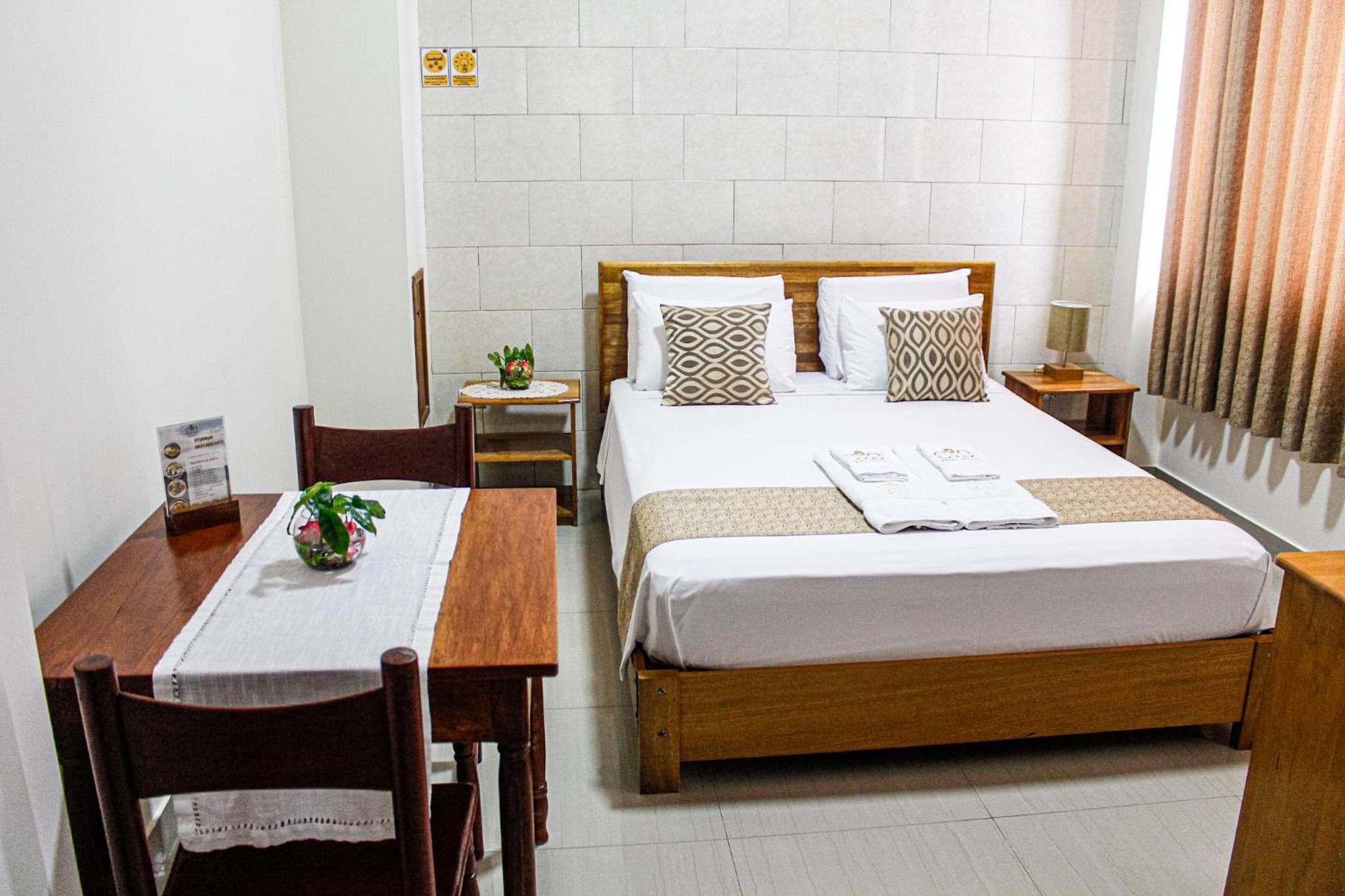 Deluxe Room - Photo 2