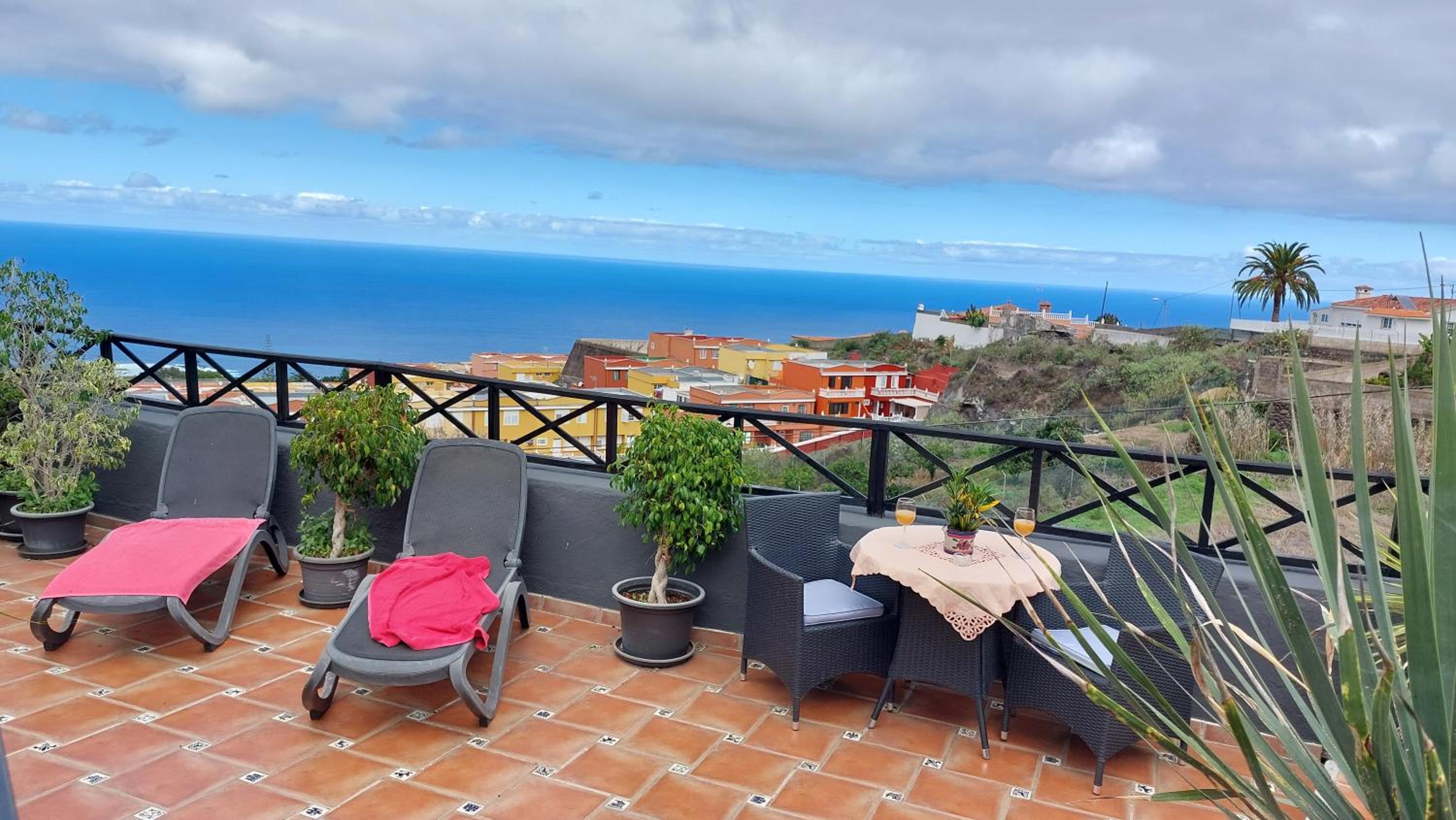 Apartment with Sea View (2 Adults) - Photo 20