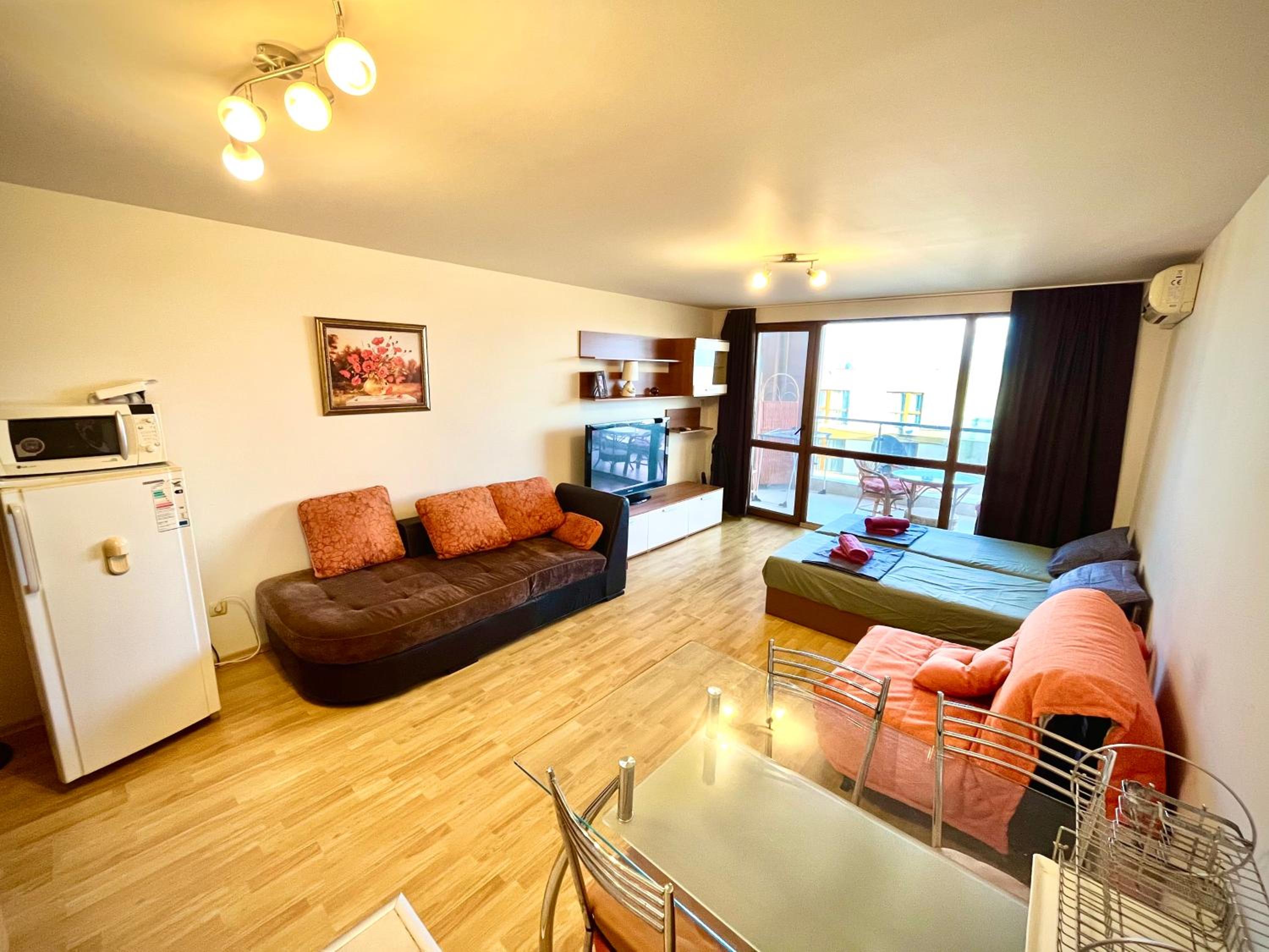 Family Room with Balcony photo 1