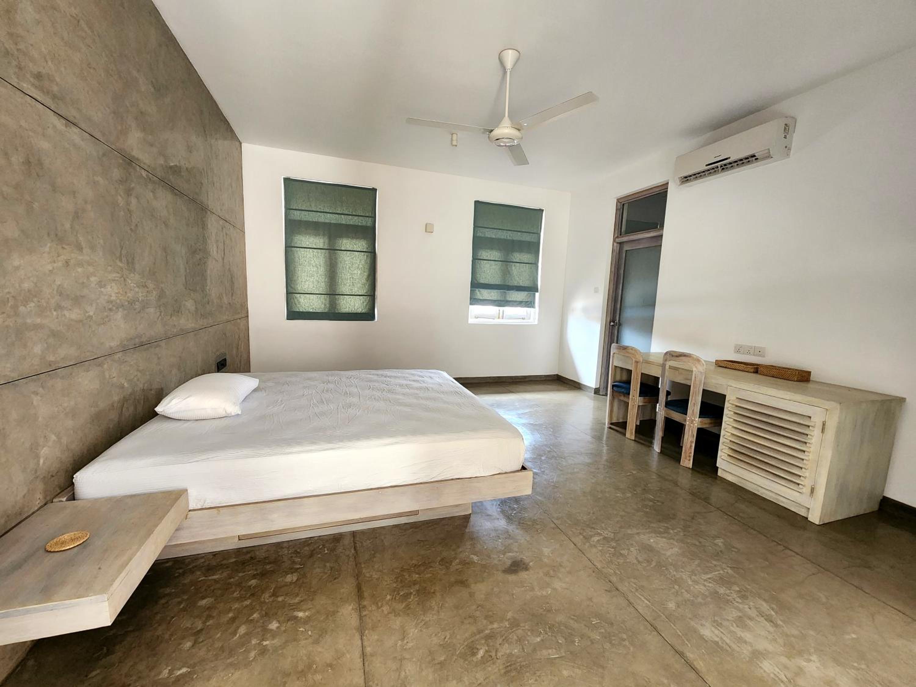 Superior Double or Twin Room with City View photo 1