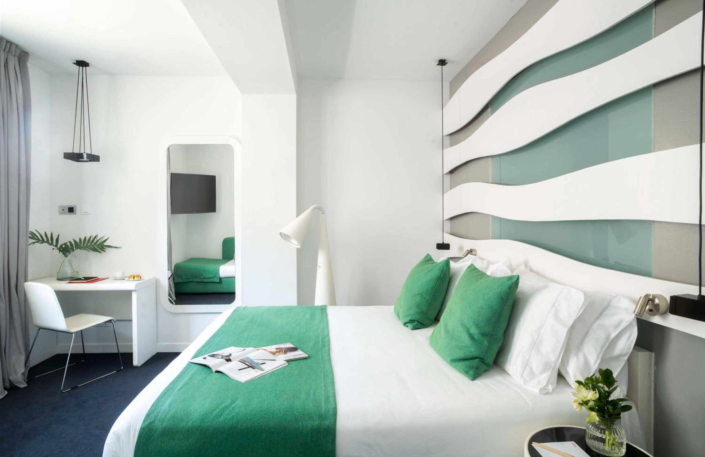 Deluxe Triple Room photo 2