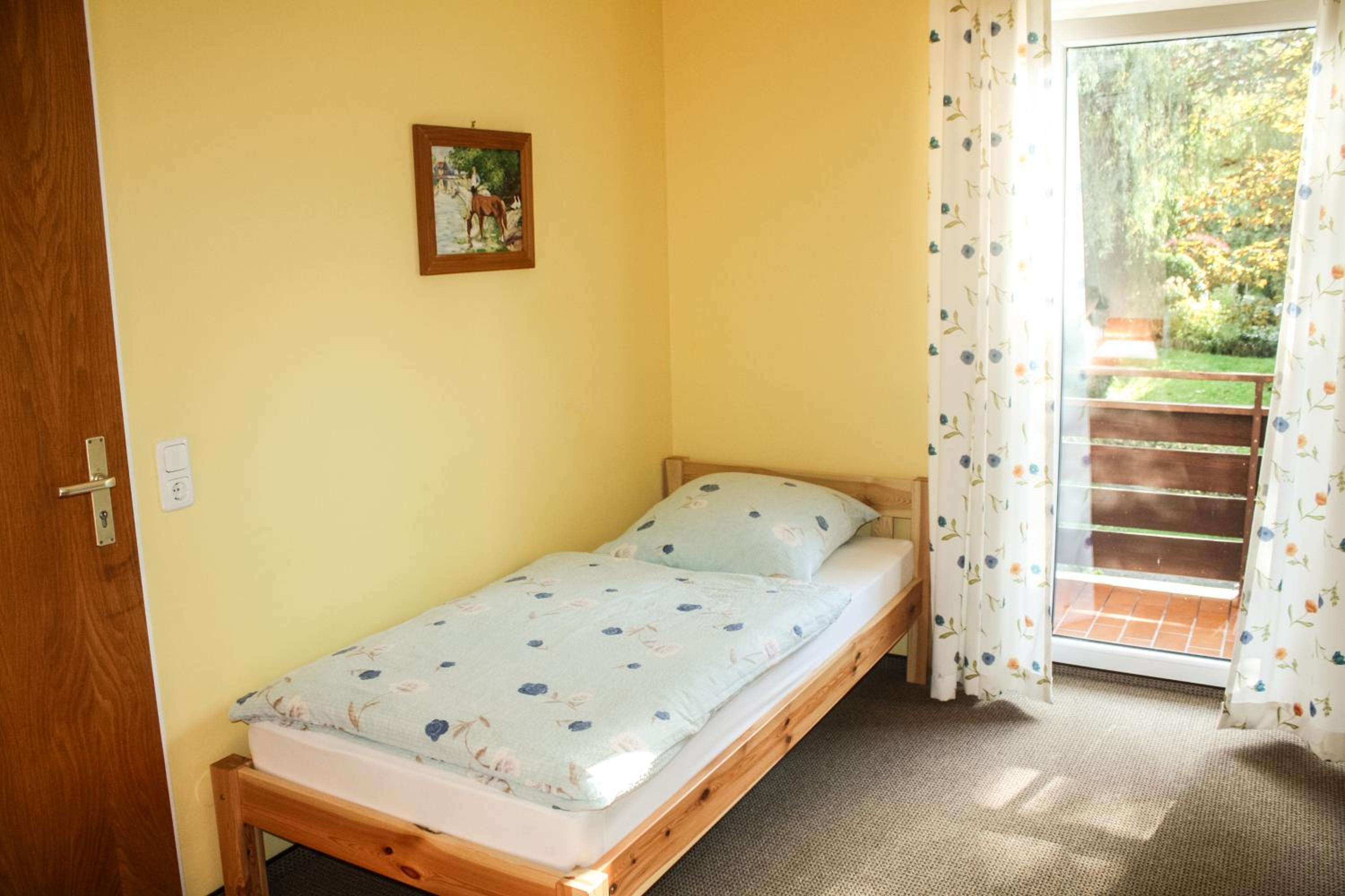 Single Room photo 3
