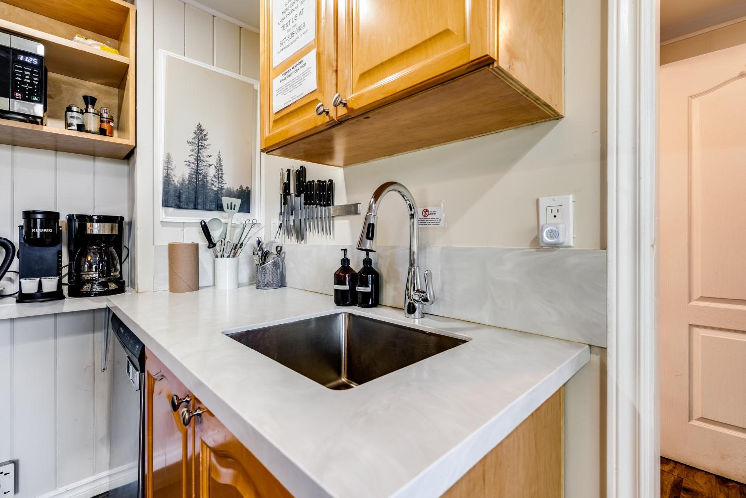 Three-Bedroom House - Photo 15