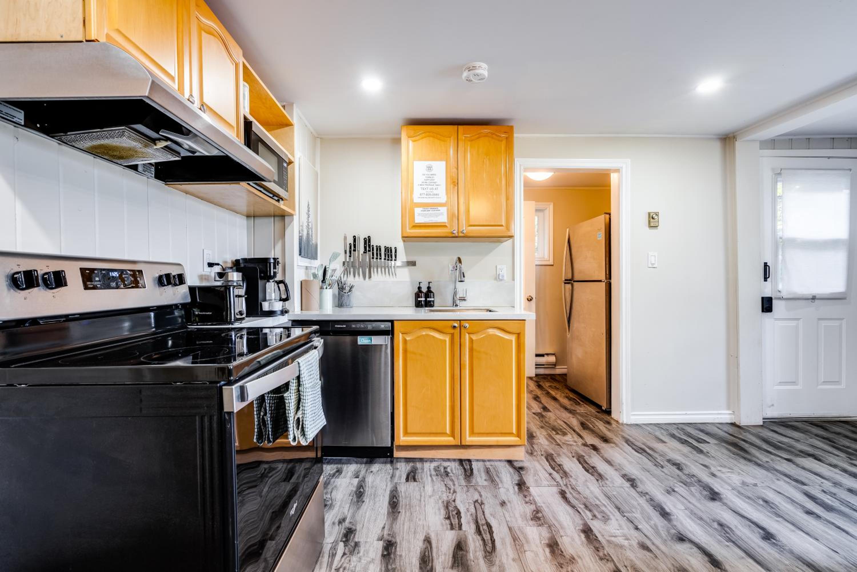 Three-Bedroom House - Photo 14