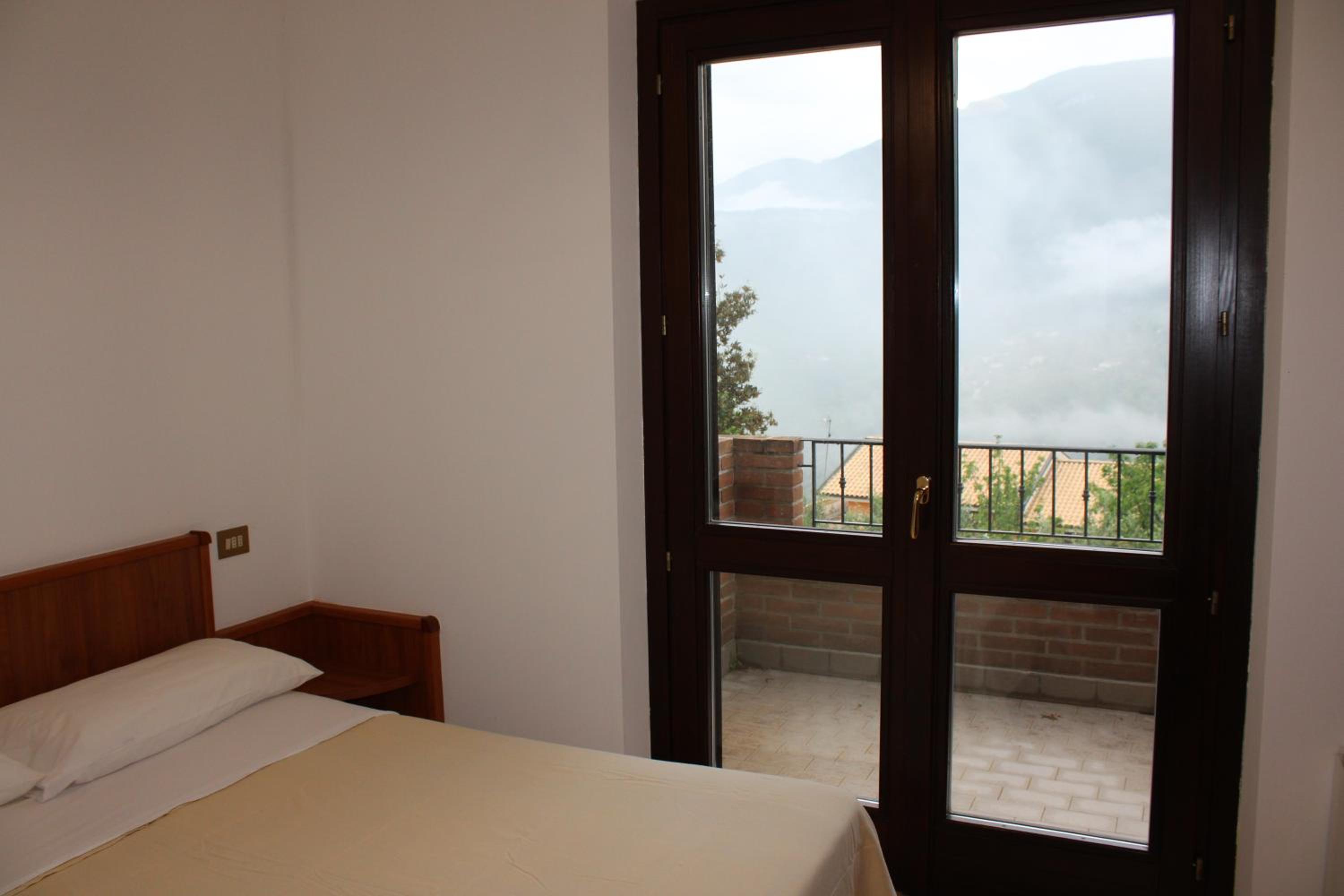 Double Room with Mountain View photo 2