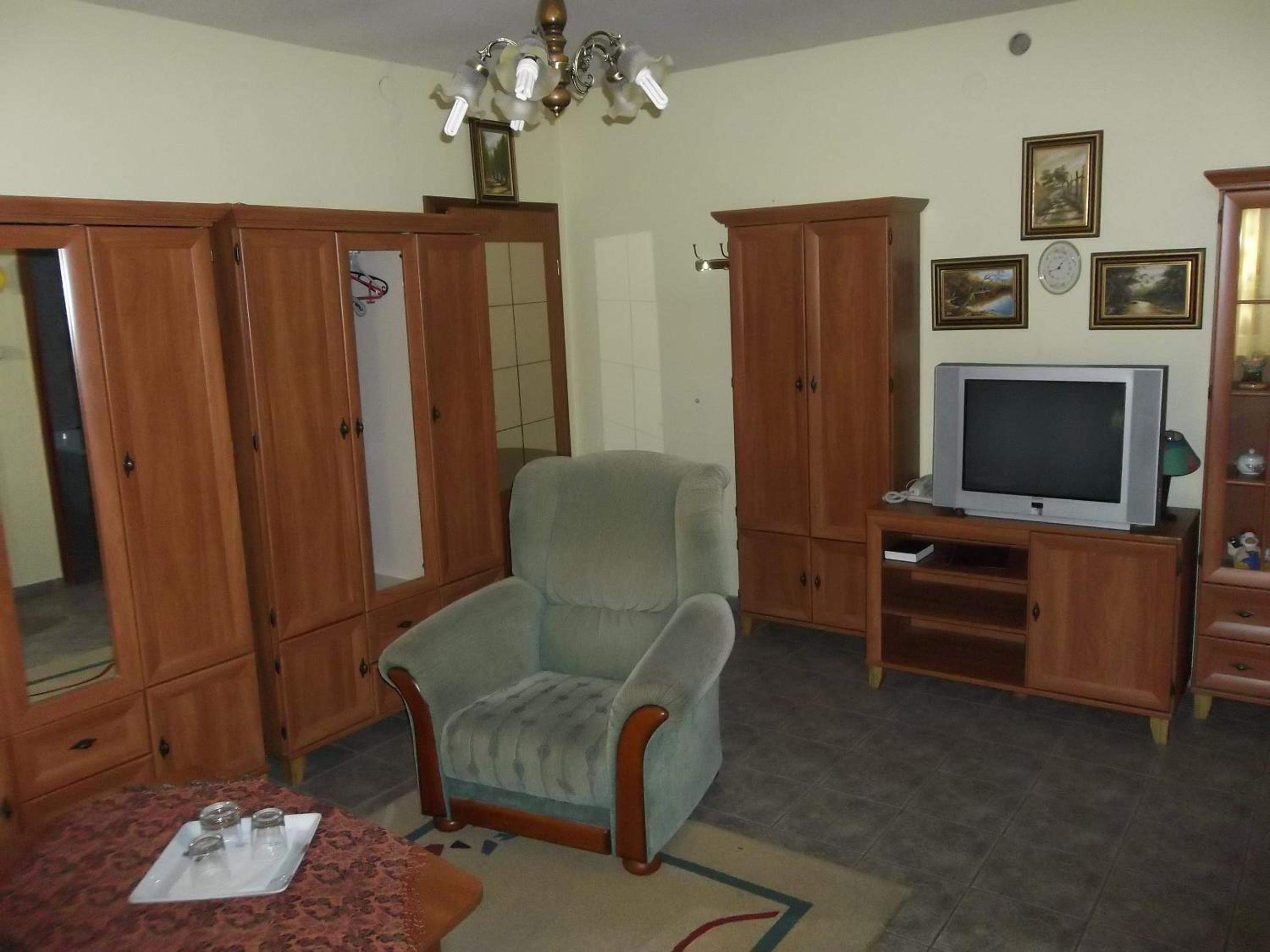 Apartment - Photo 10