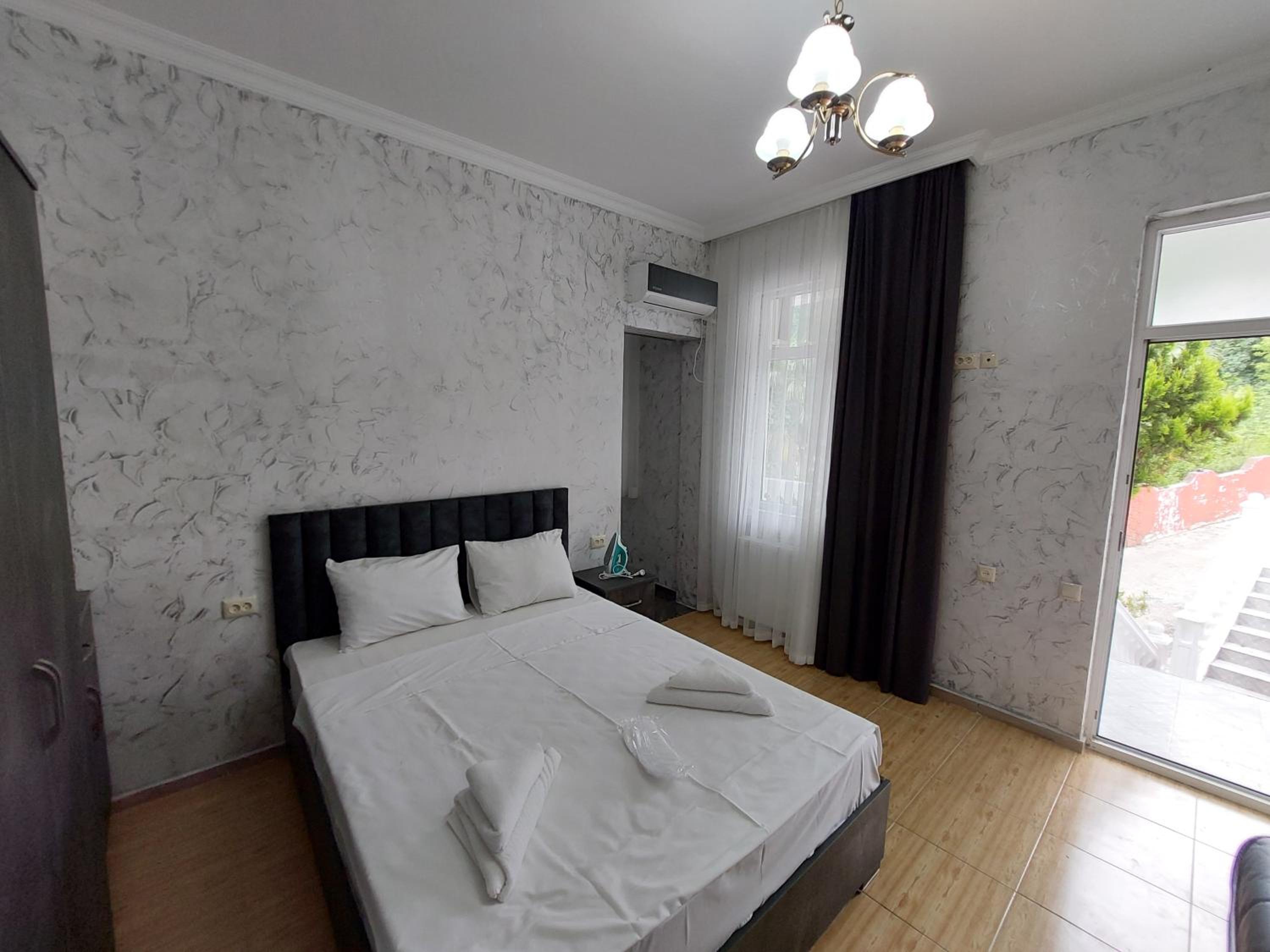 Studio with Terrace