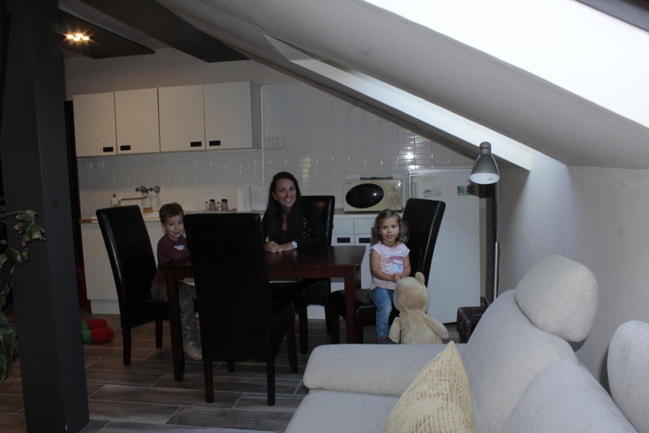 One-Bedroom Apartment - Photo 19