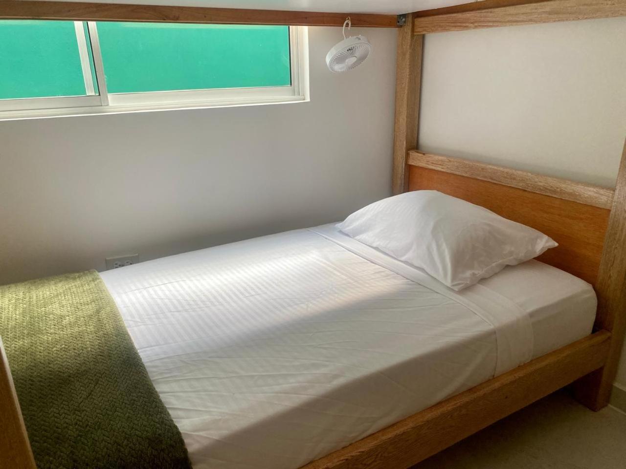 Bed in 4-Bed Dormitory Room photo 3