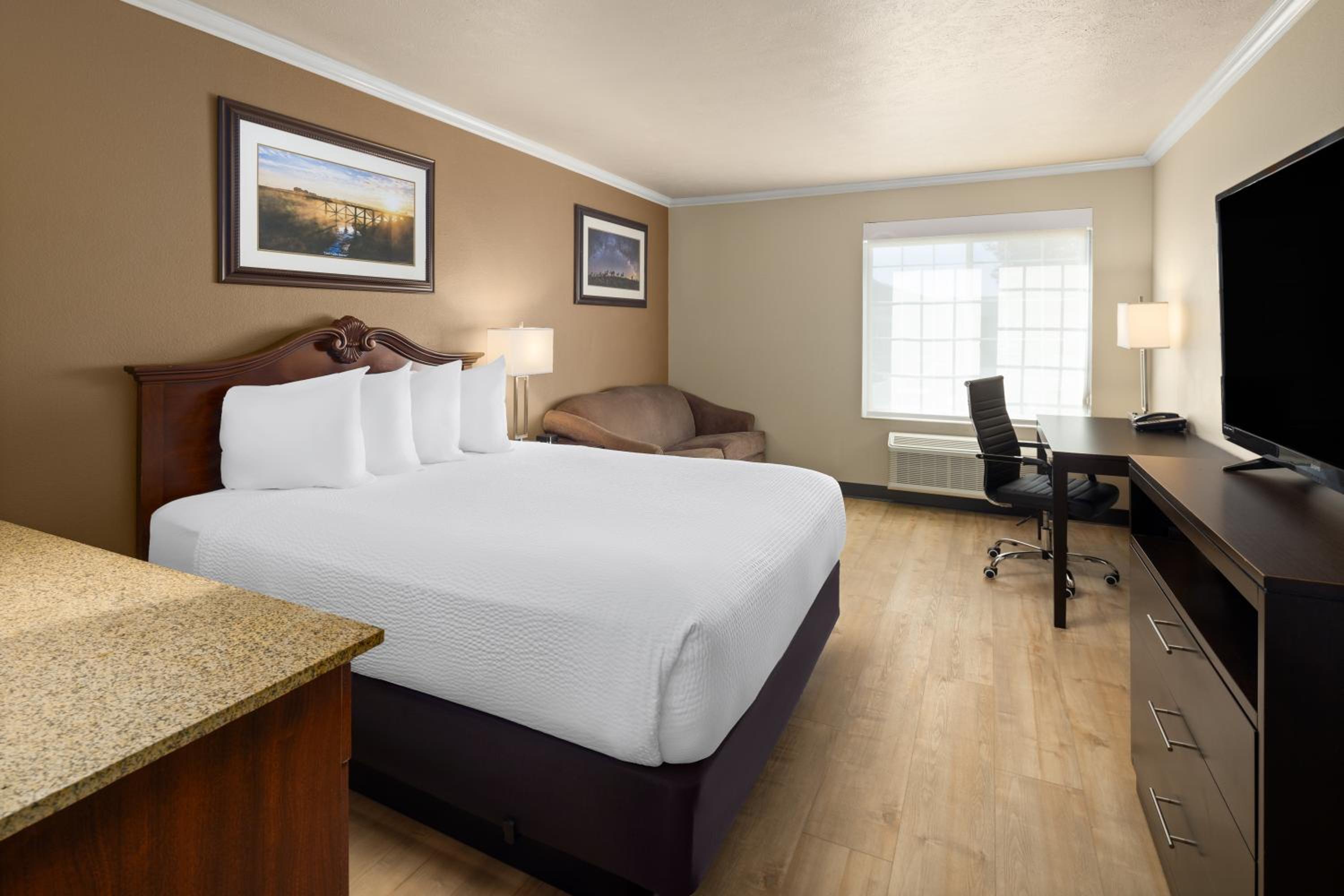 Queen Room - Disability Access/Non-Smoking - Photo 5