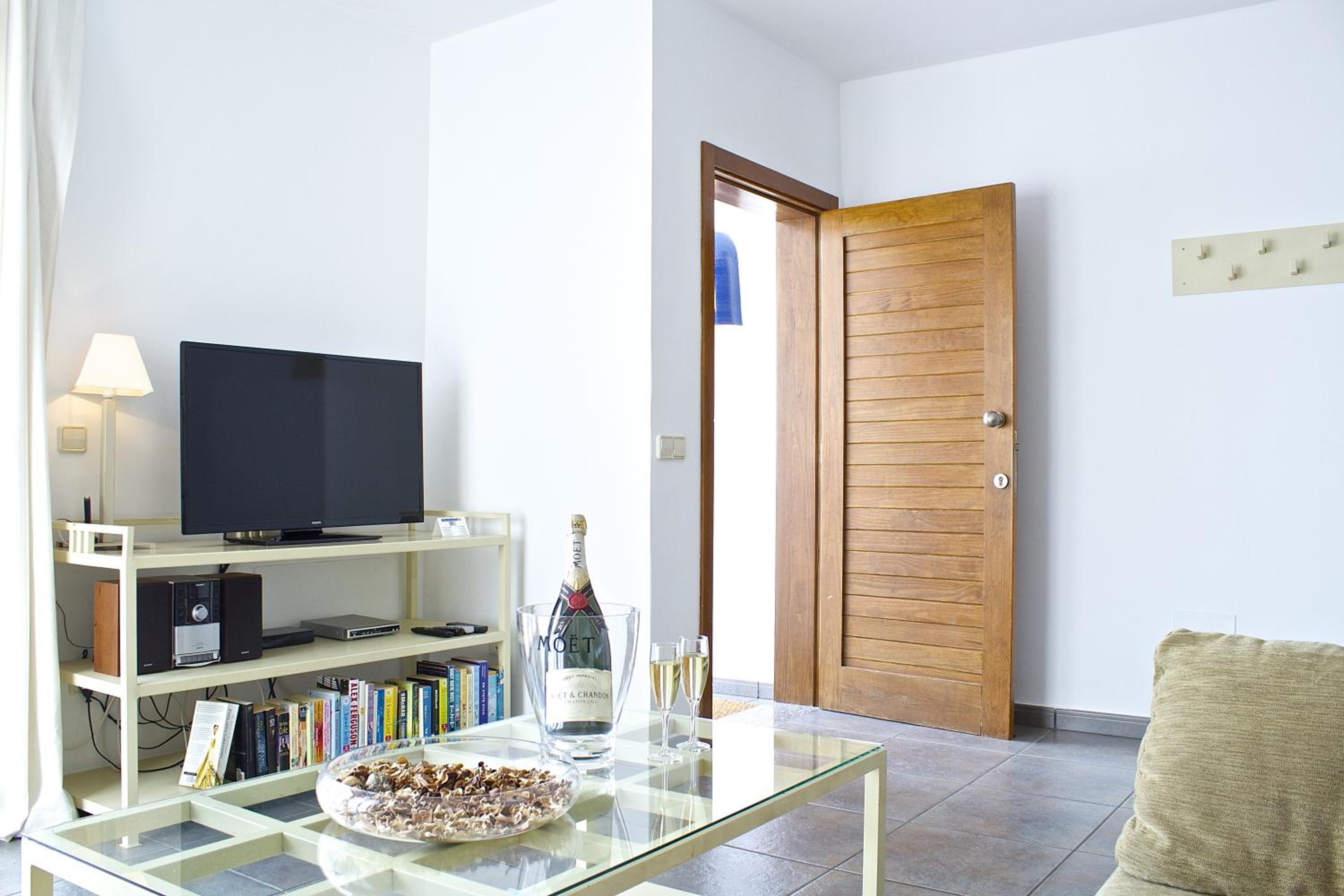 Three-Bedroom Villa with Private Pool (5 Adults)