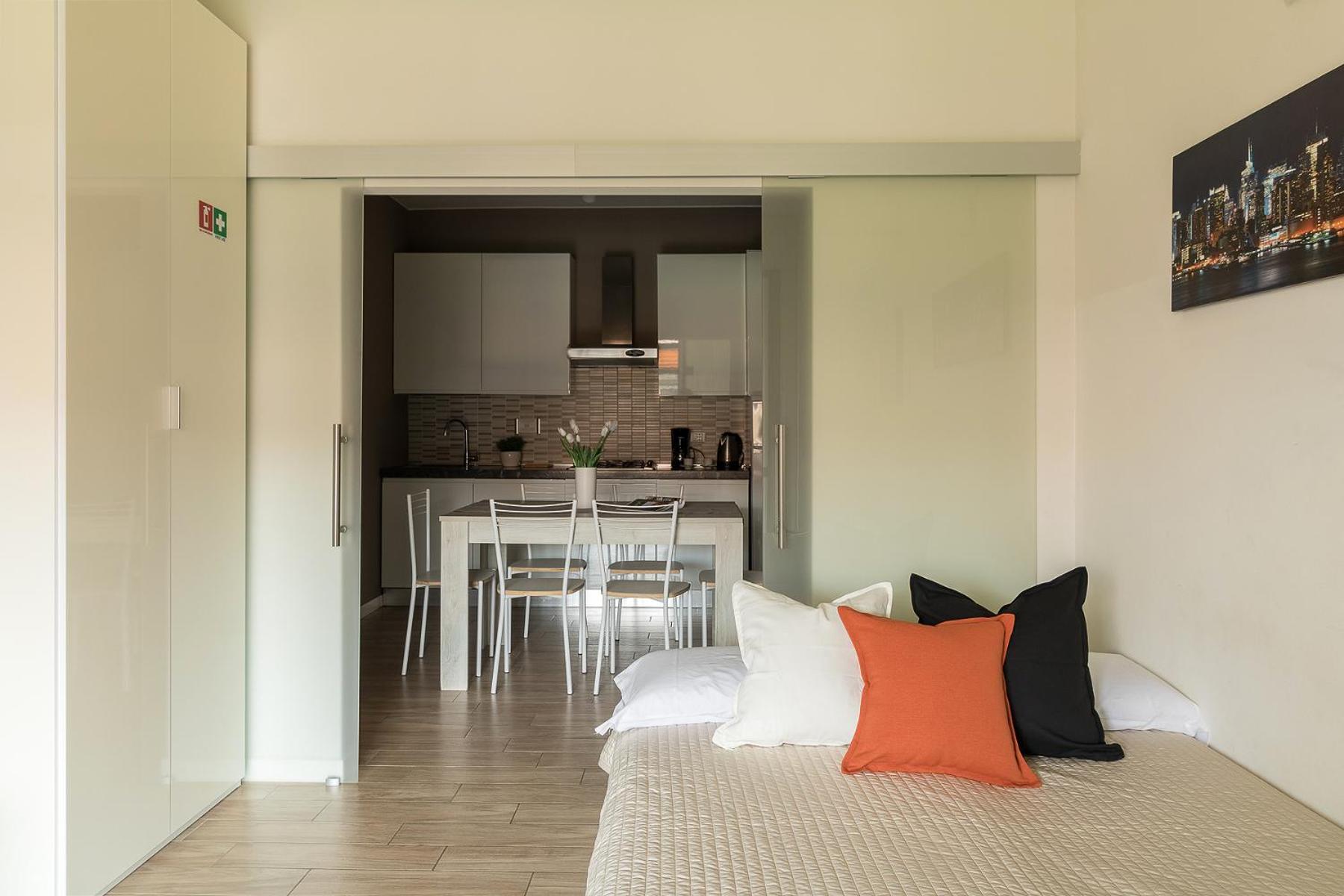 Apartment - Photo 17