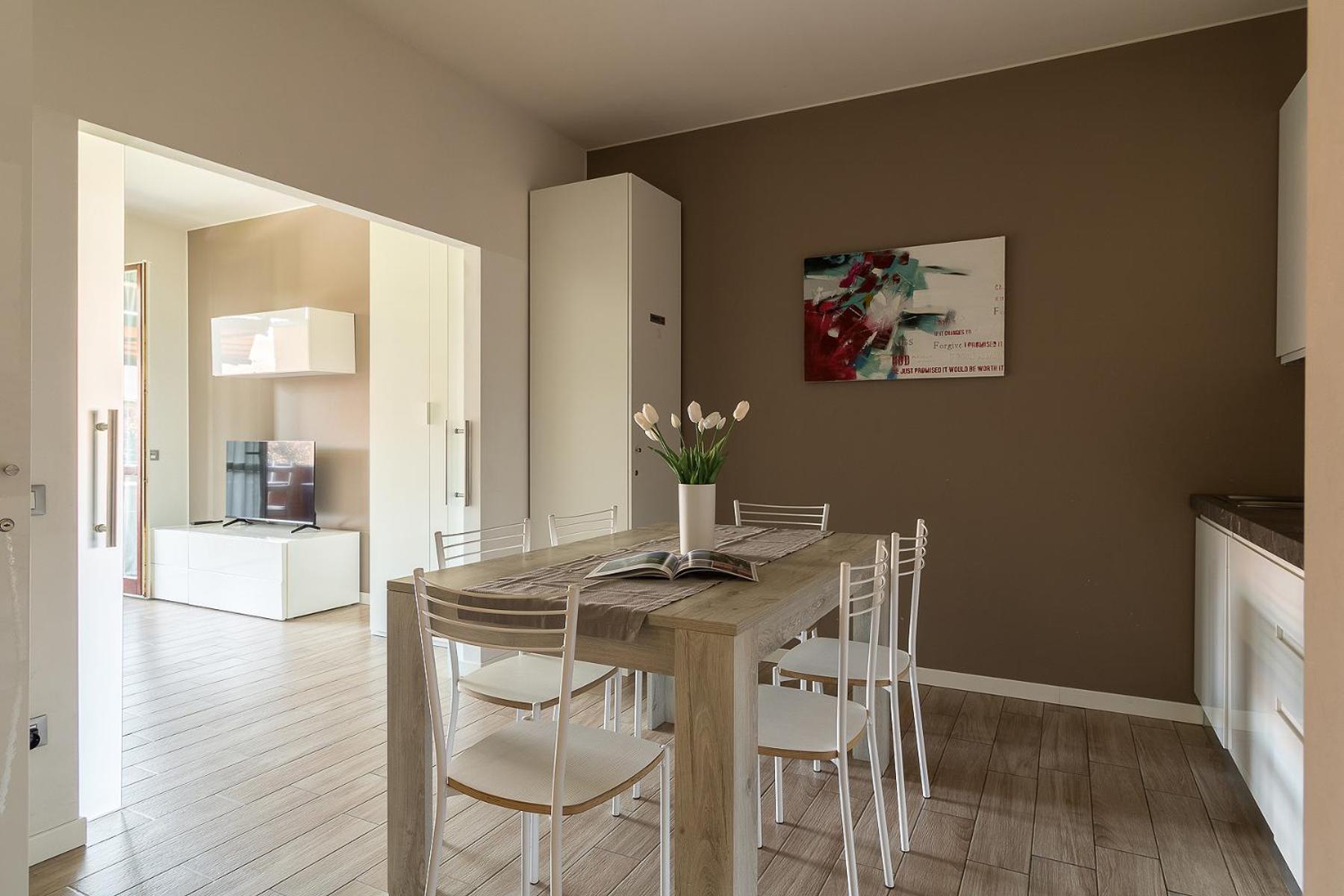 Apartment - Photo 11