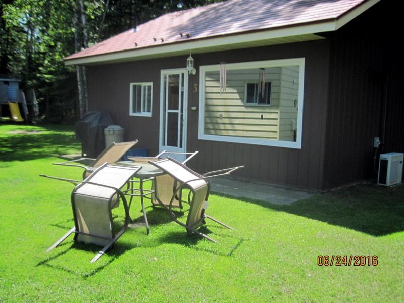 Two-Bedroom House photo 3