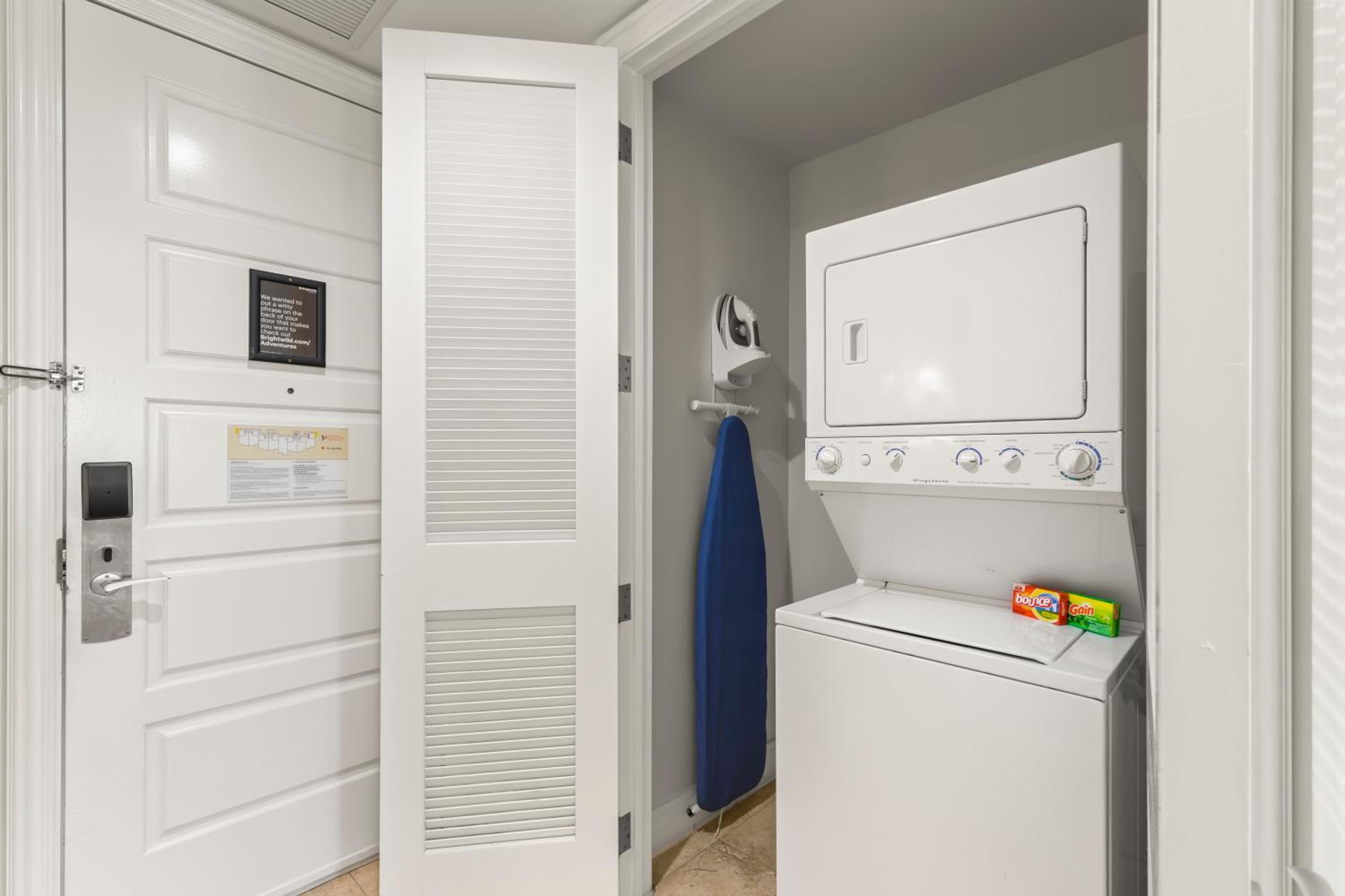 One Bedroom Suite - Photo 9