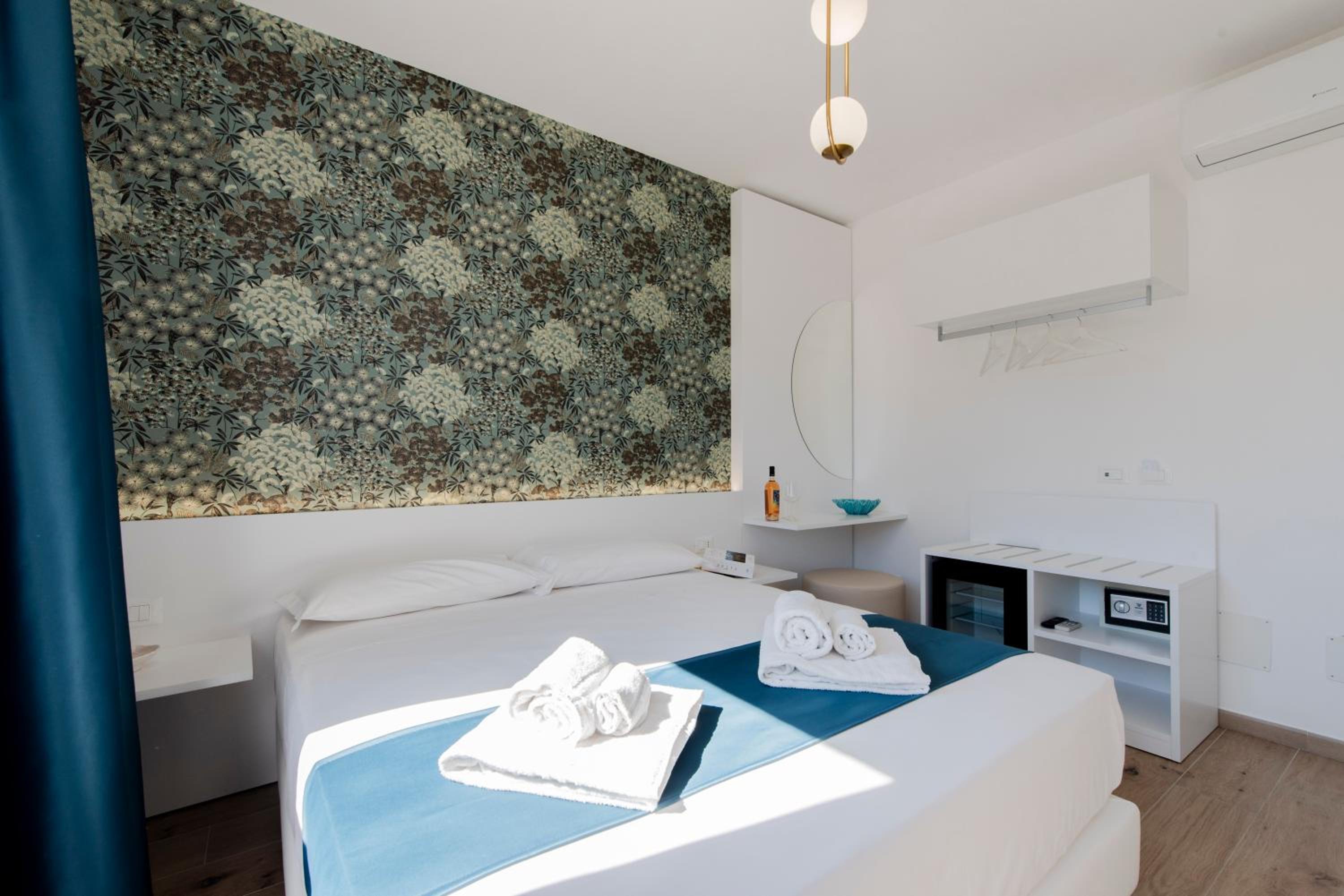 Double Room with Terrace - Photo 4