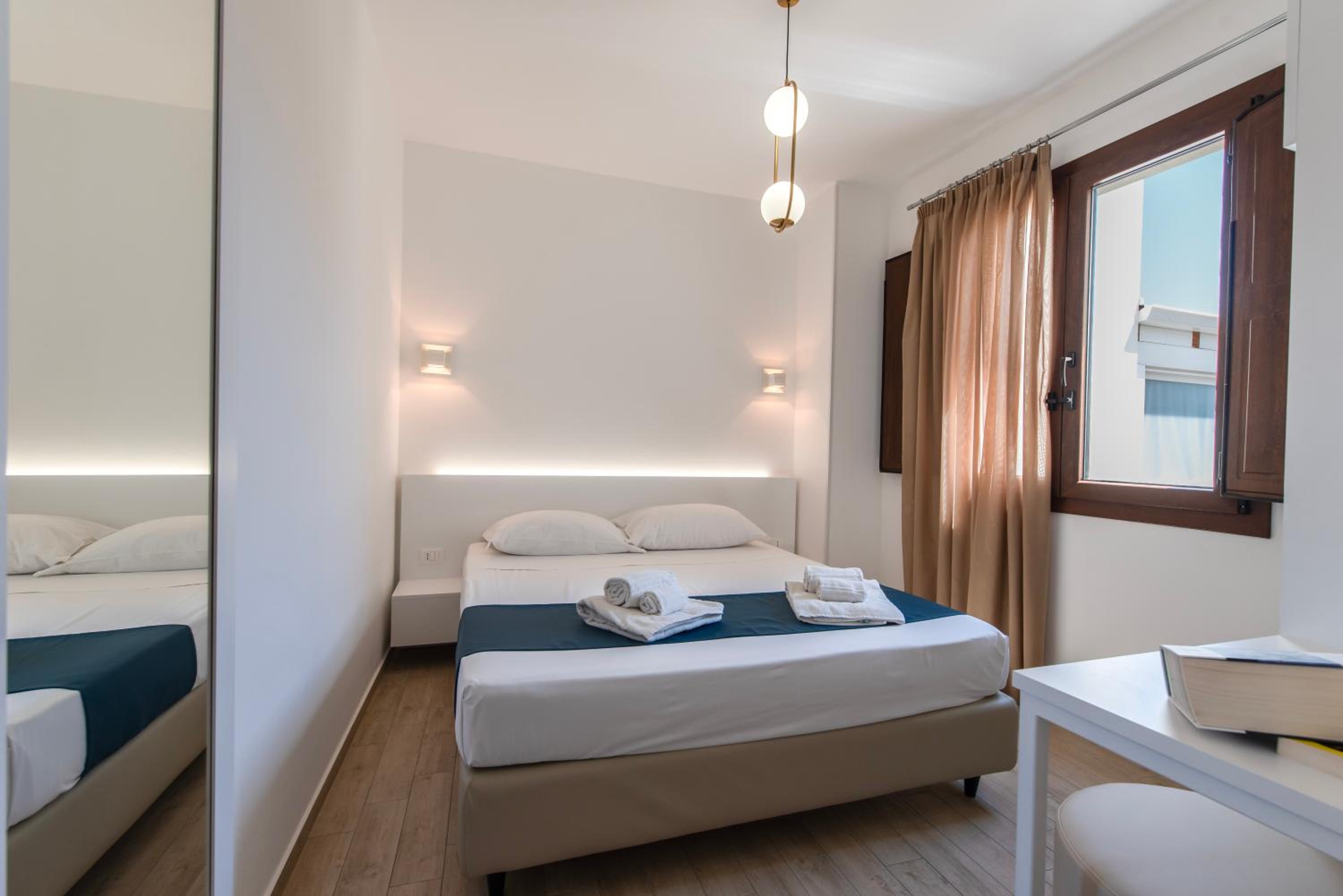 Double Room with Terrace - Photo 14