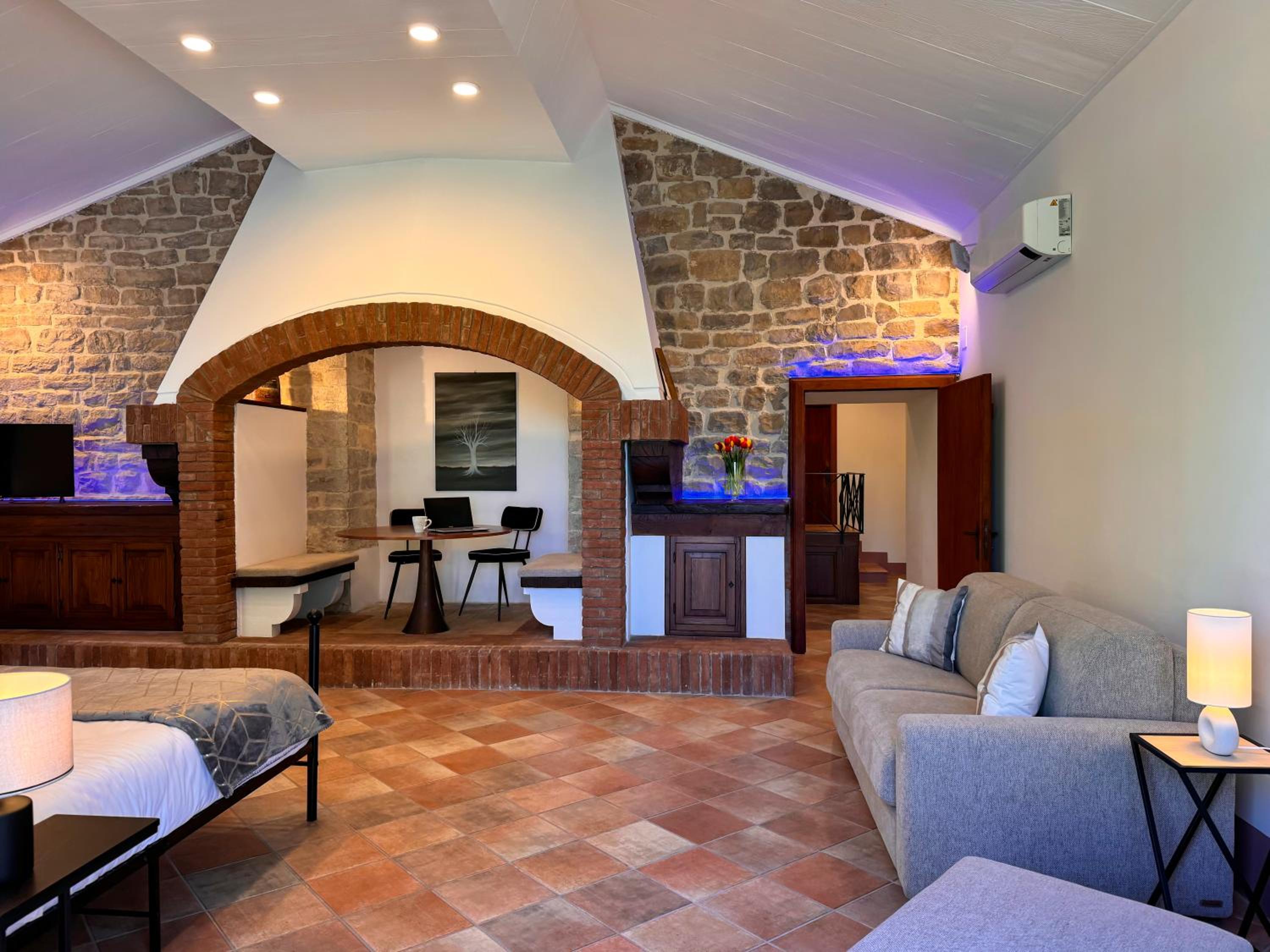 Luxury Quadruple Room photo 2
