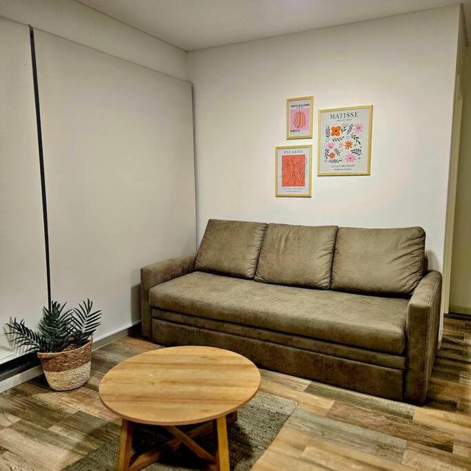 One-Bedroom Apartment photo 3