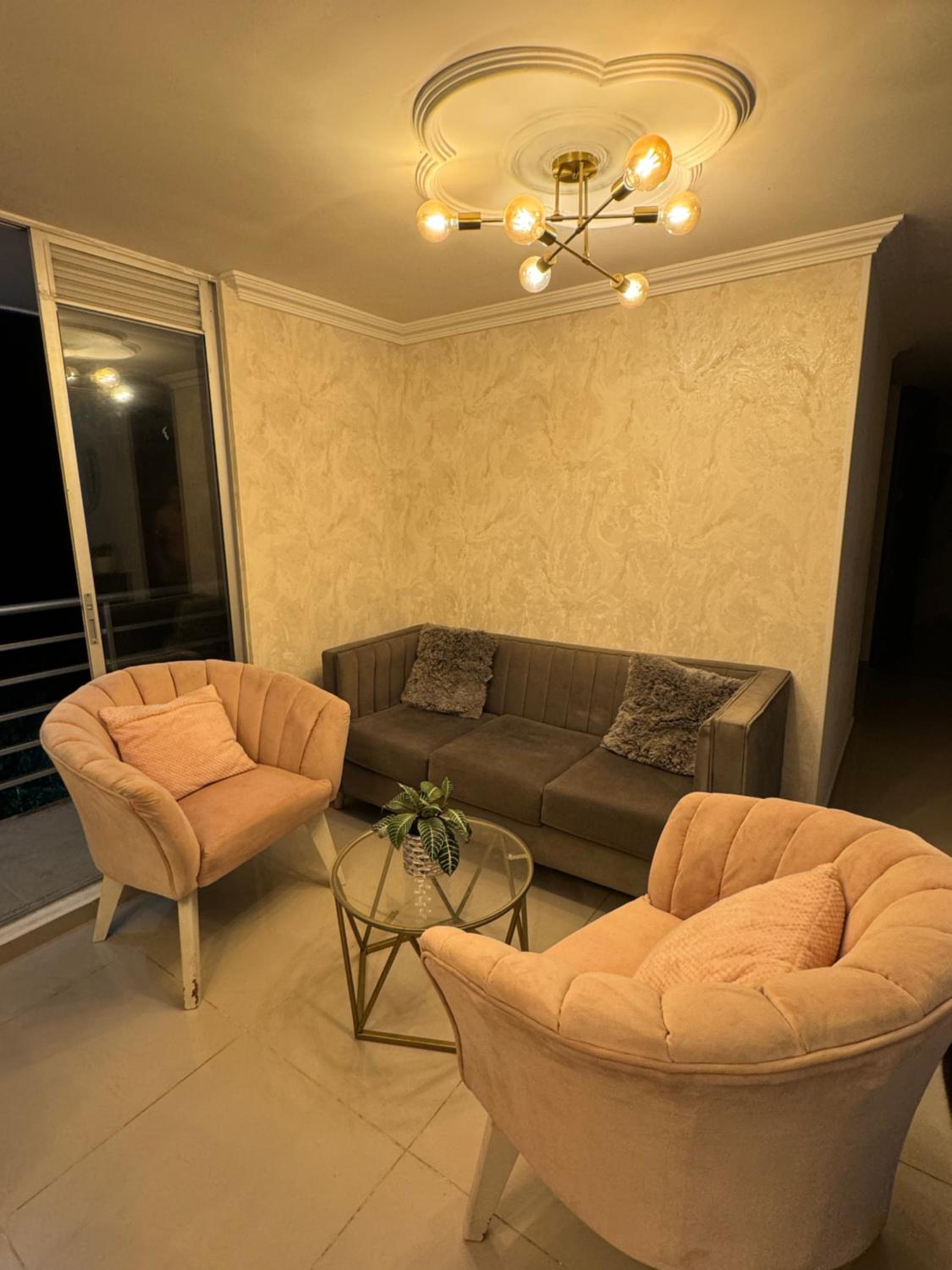 Three-Bedroom Apartment photo 1