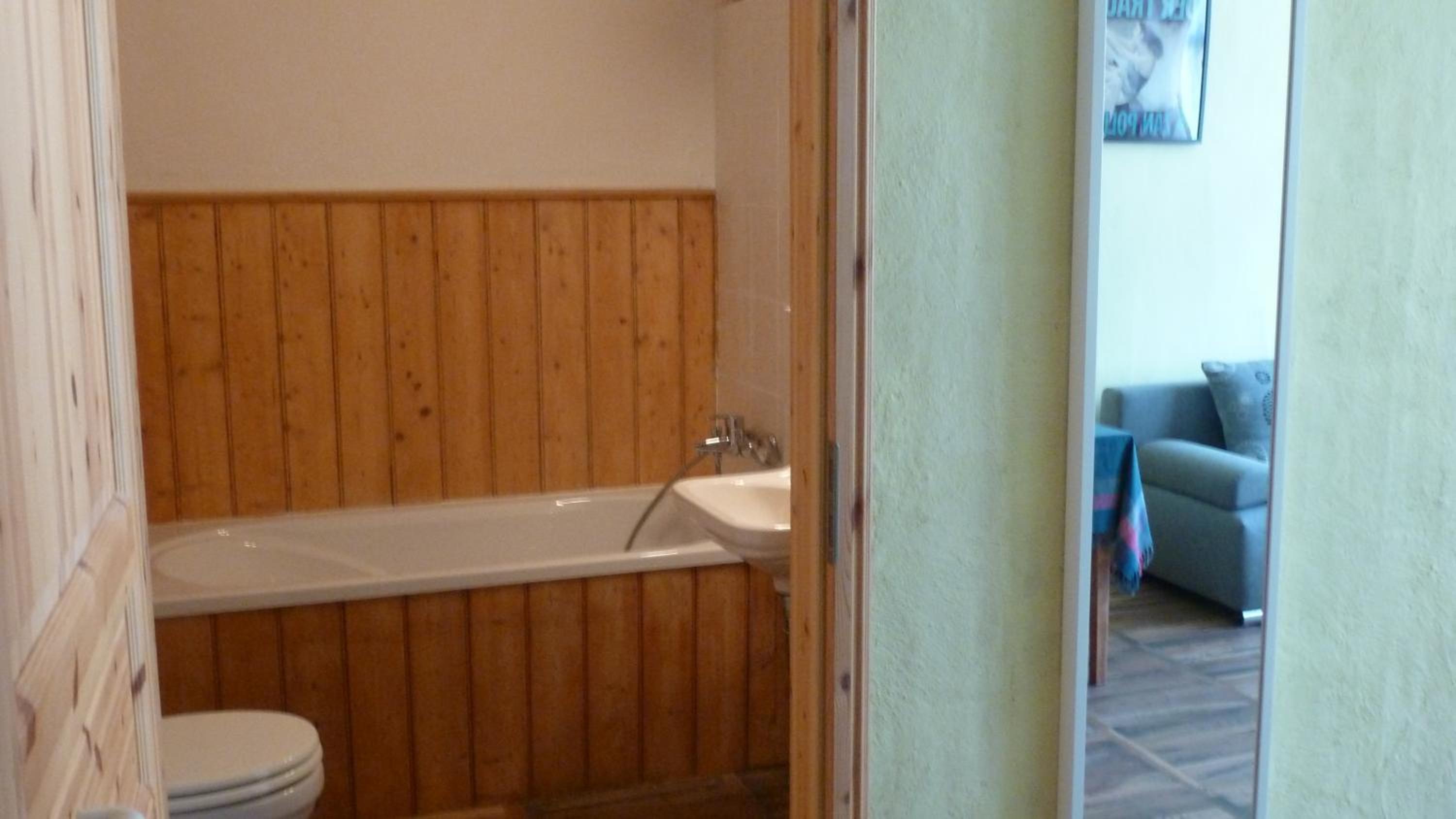 Large Double Room photo 2