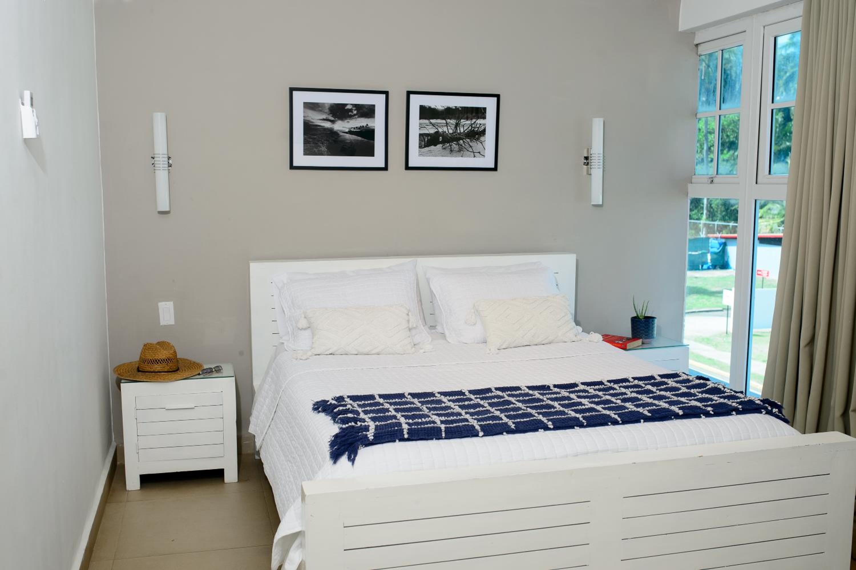 Queen Room photo 1