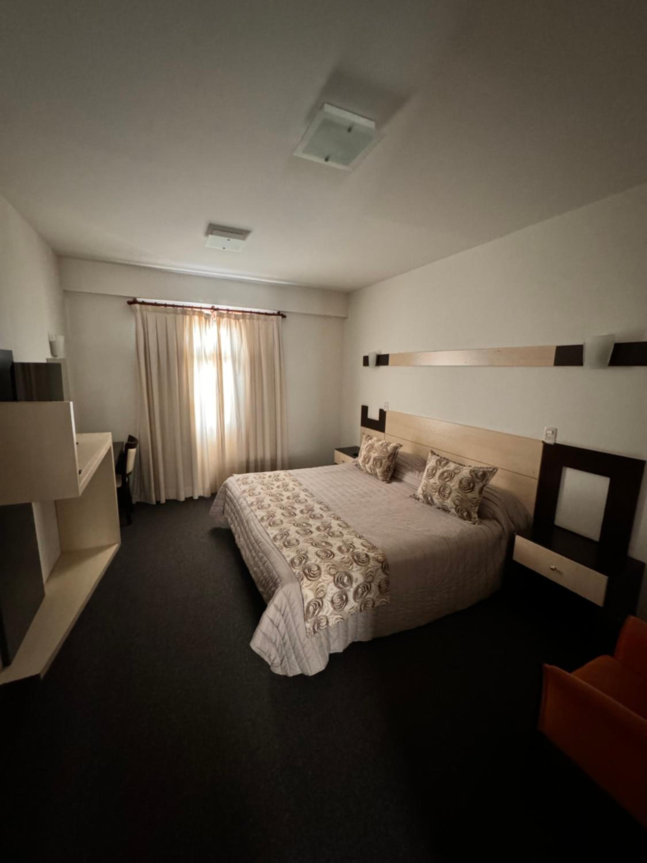 Standard Double or Twin Room photo 2