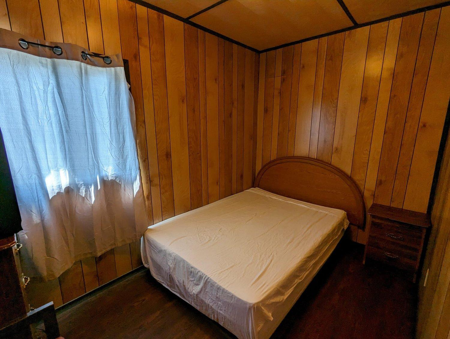 One-Bedroom House photo 1