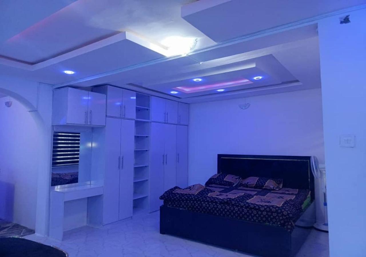 Studio Apartment with King Bed photo 1